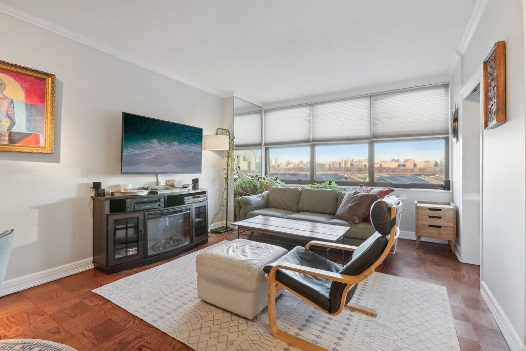 7002 Blvd East #4D, Guttenberg, New Jersey image 5