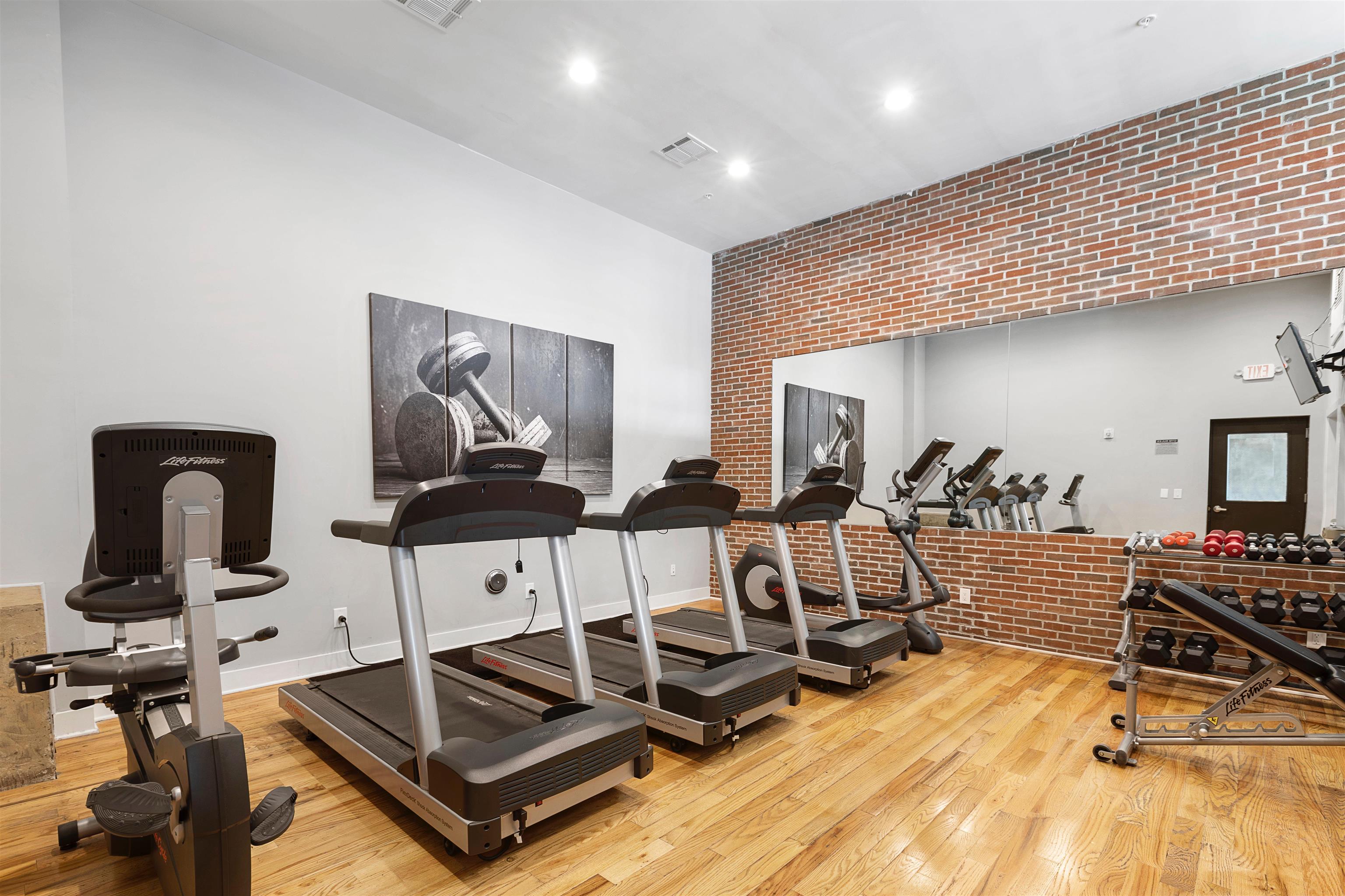 Search Homes 2 136 OAKLAND AVE 4K