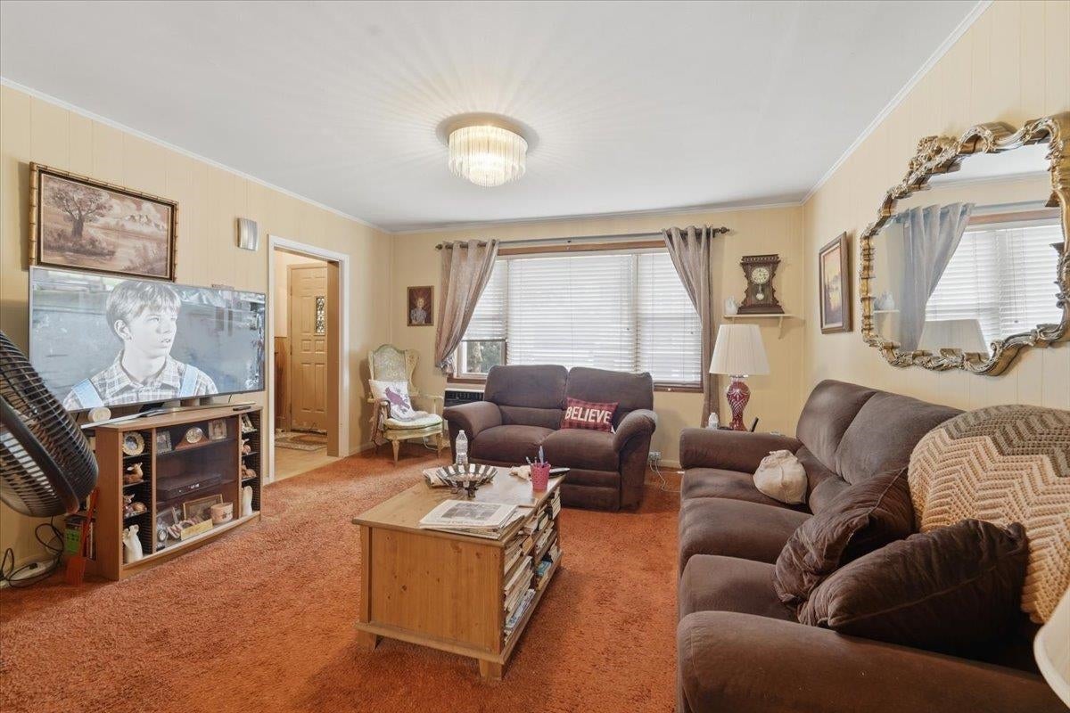 Search Homes 4 6 SKILLMAN AVE