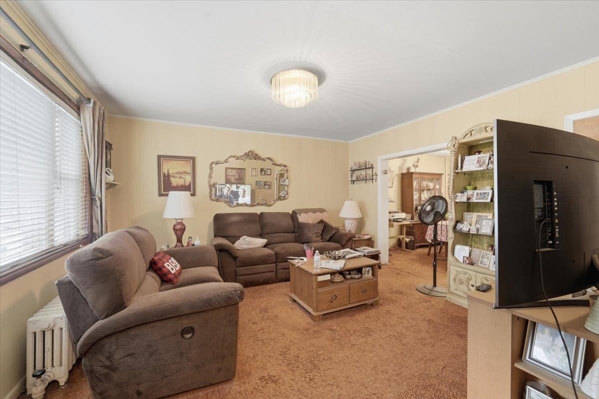 Search Homes 3 6 SKILLMAN AVE