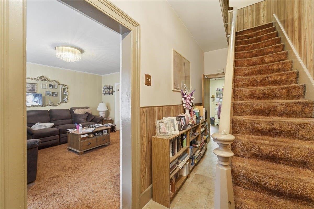 Search Homes 2 6 SKILLMAN AVE
