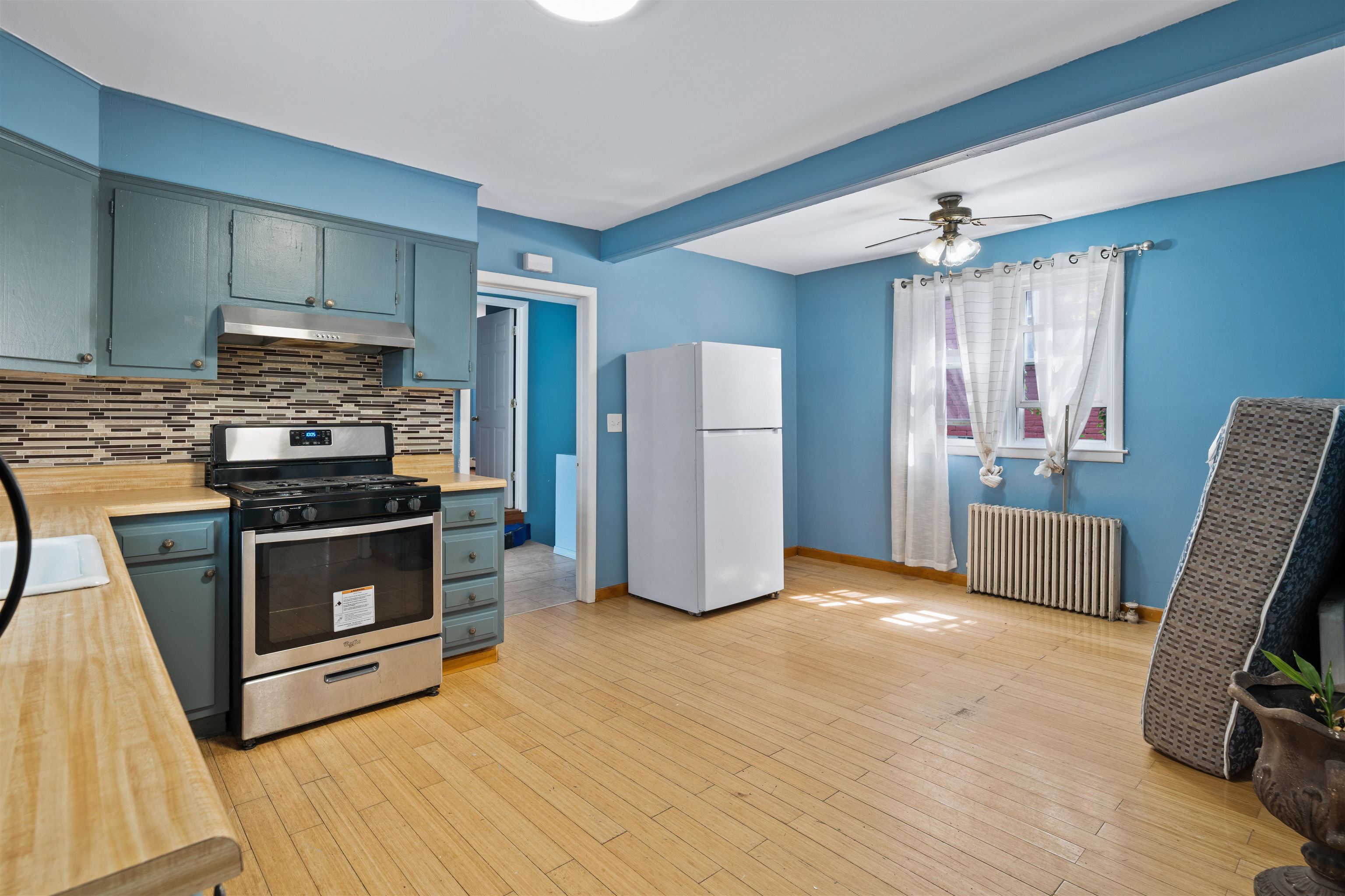 27 West 16th St, Bayonne, New Jersey image 13