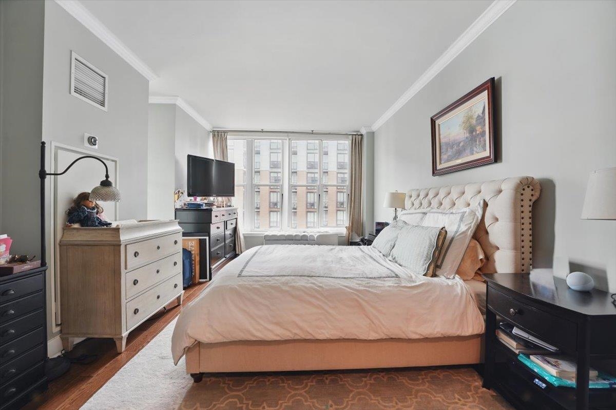 1125 Maxwell Lane #908, Hoboken, New Jersey image 6