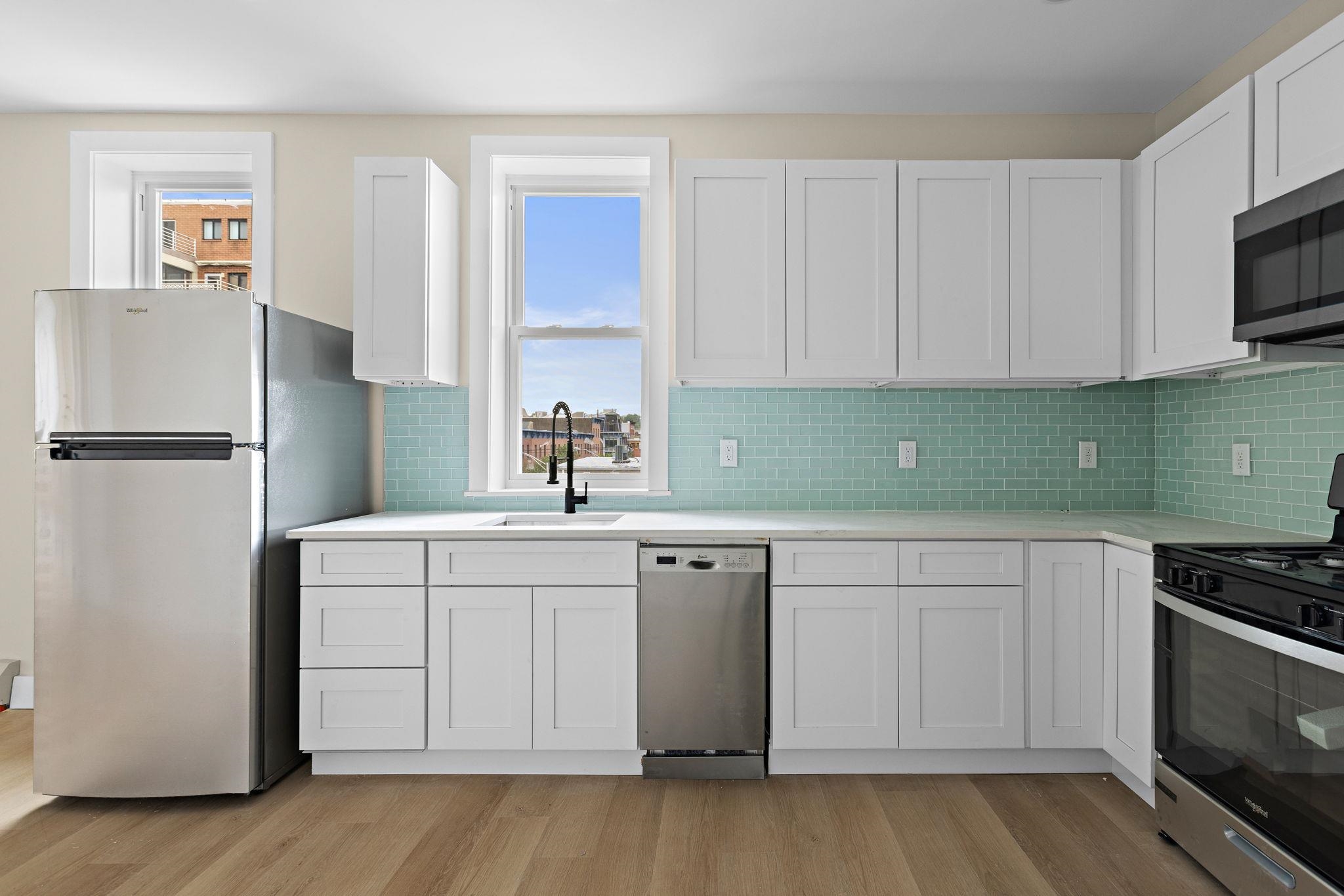 452 1st St #6, Hoboken, New Jersey image 7