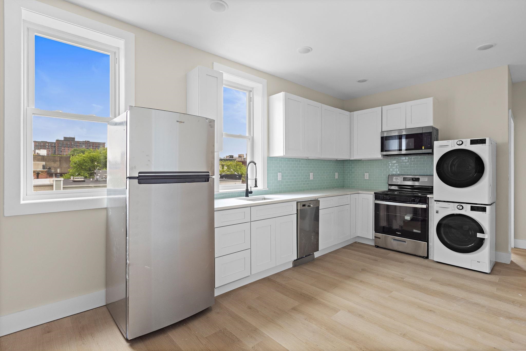 452 1st St #6, Hoboken, New Jersey image 6