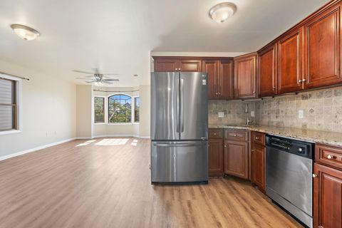 Homes For Rent - 765 Ocean Ave #1<br/> Jersey City, NJ 07305