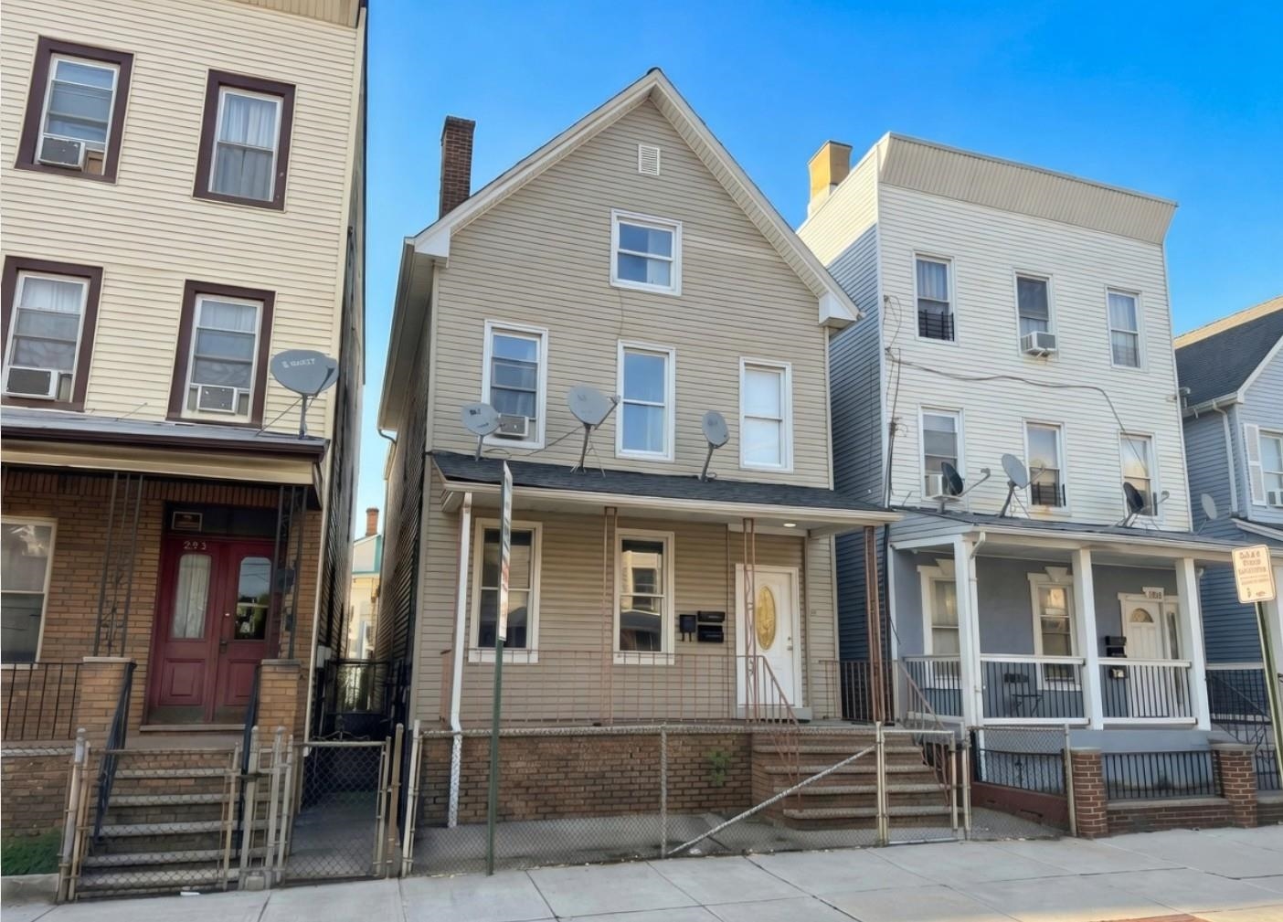 Photo 1 of 19 — 231 CLARK PL, ELIZABETH, NJ 07206