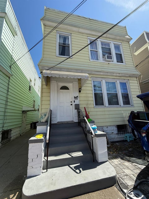 Homes For Rent - 360 Ege Ave #1<br/> Jersey City, NJ 07304