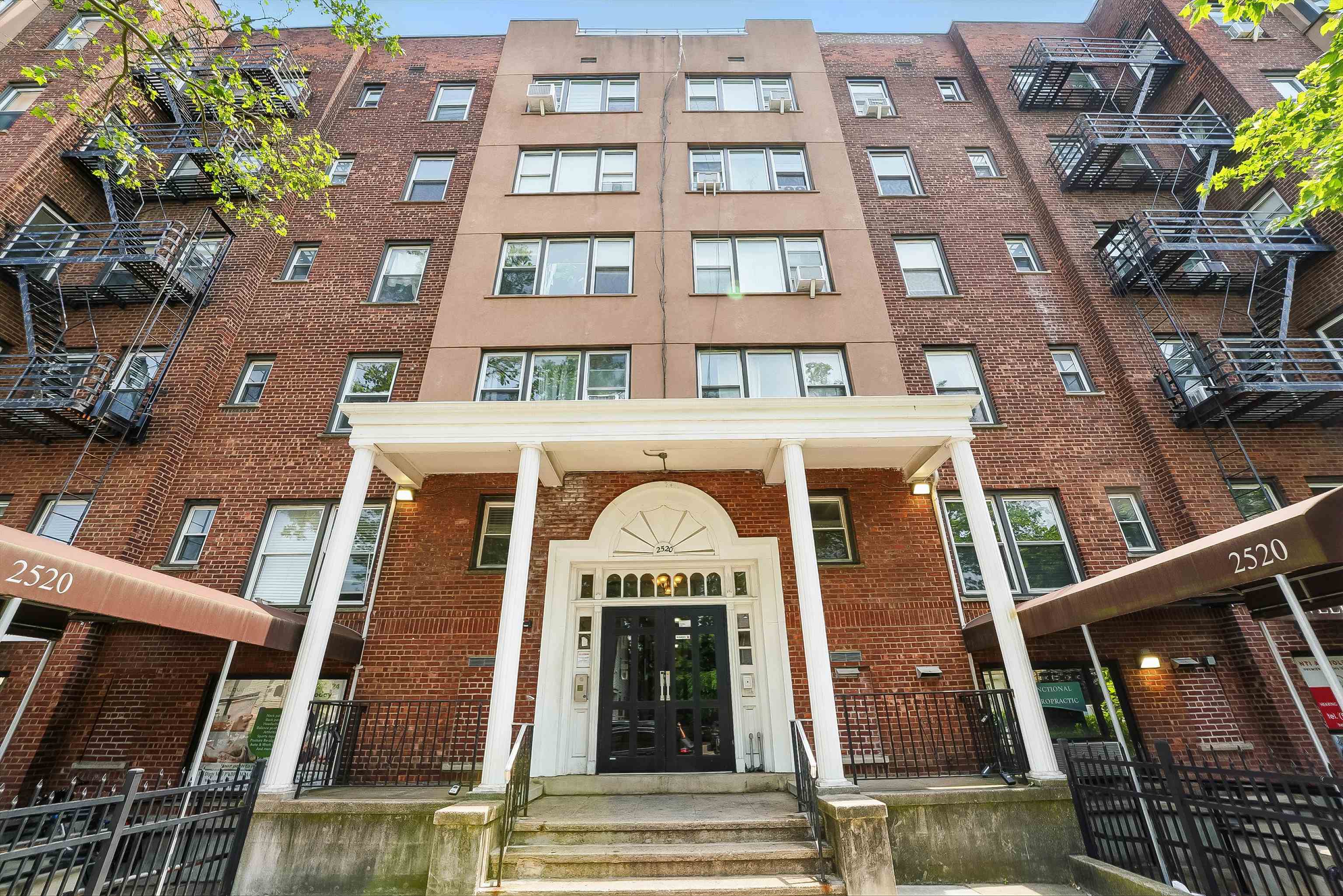 2520 Kennedy Blvd #4J, Jersey City, New Jersey image 17