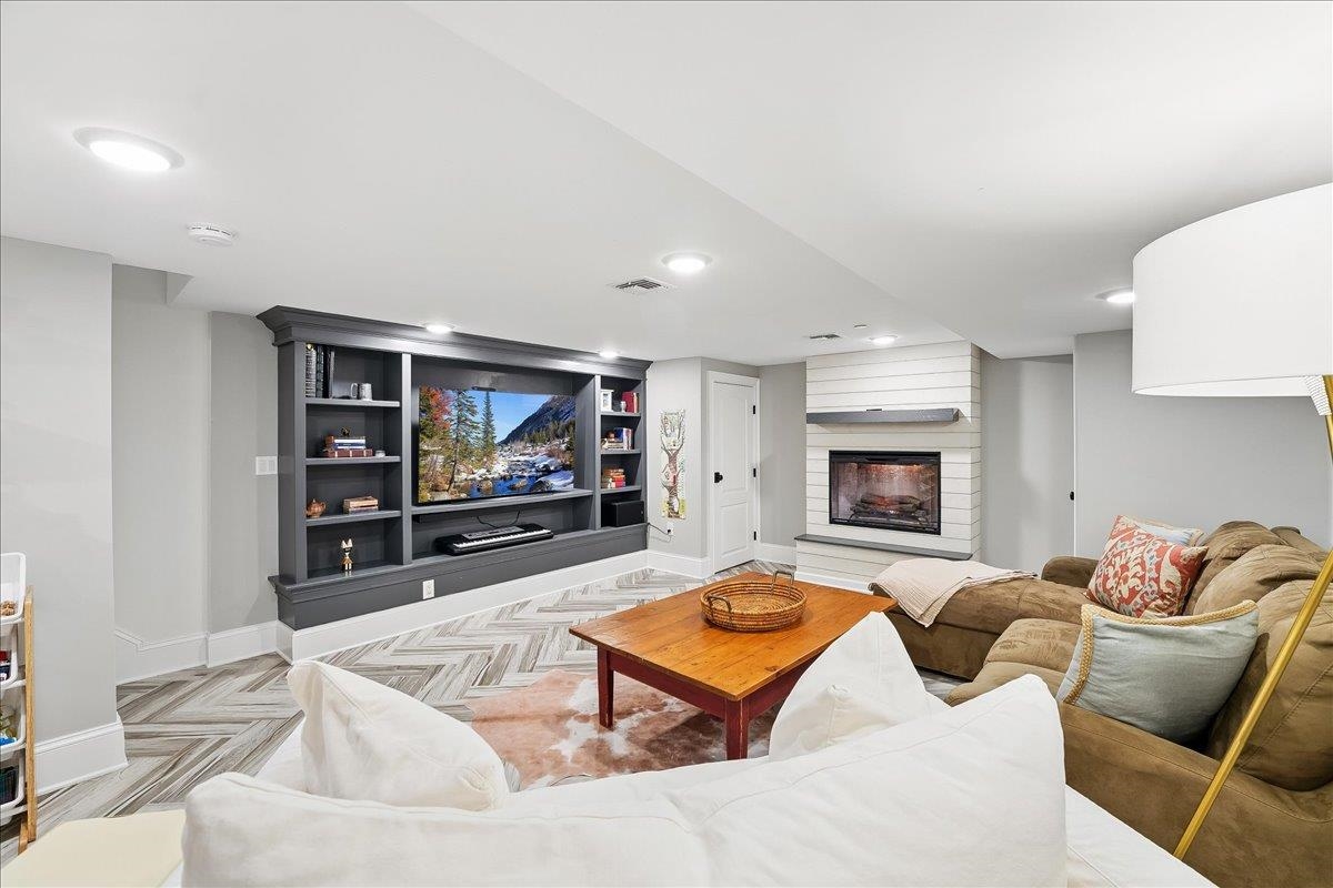 324 Hudson St #1, Hoboken, New Jersey image 31