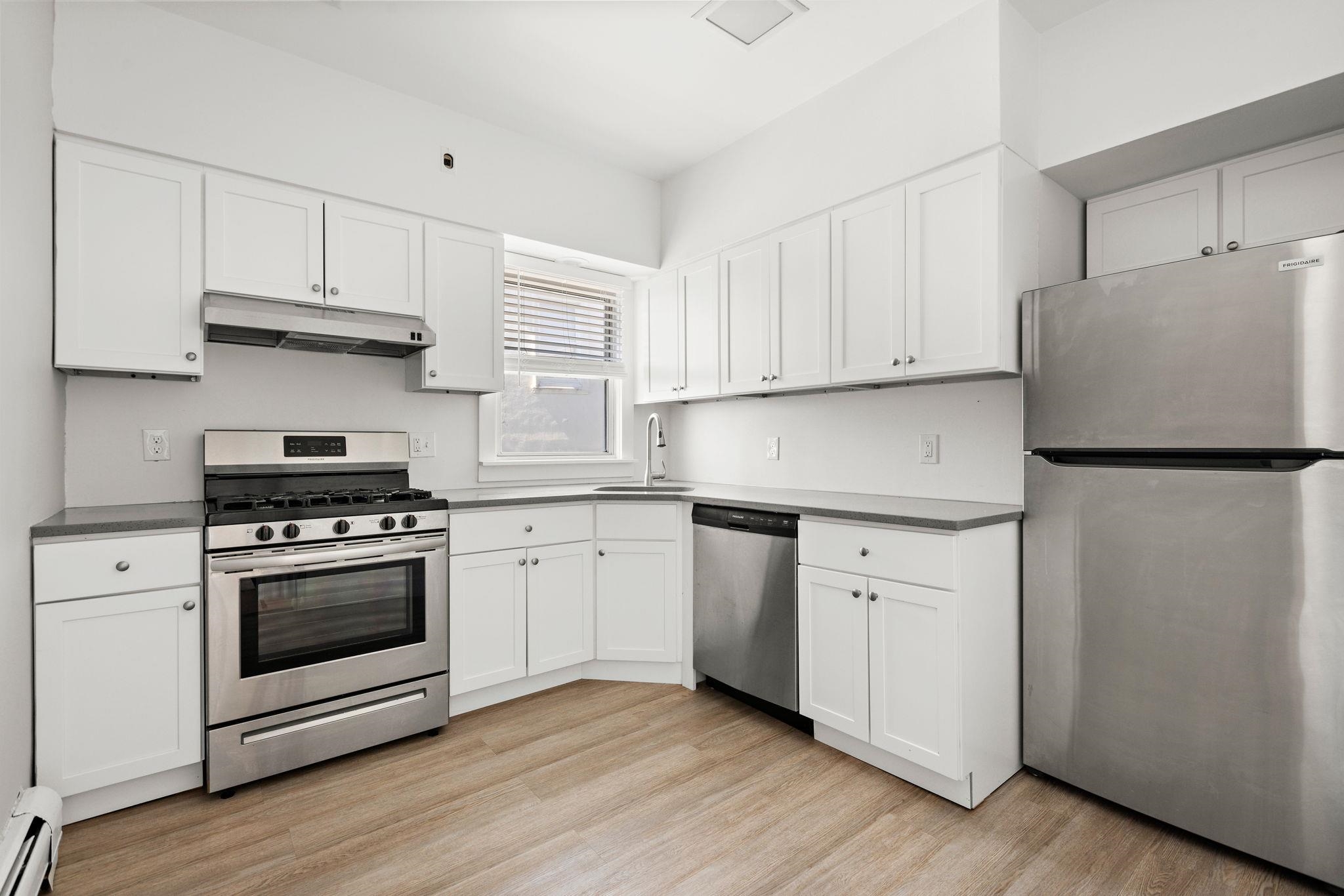 320 Mountain Rd, Union City, New Jersey image 19