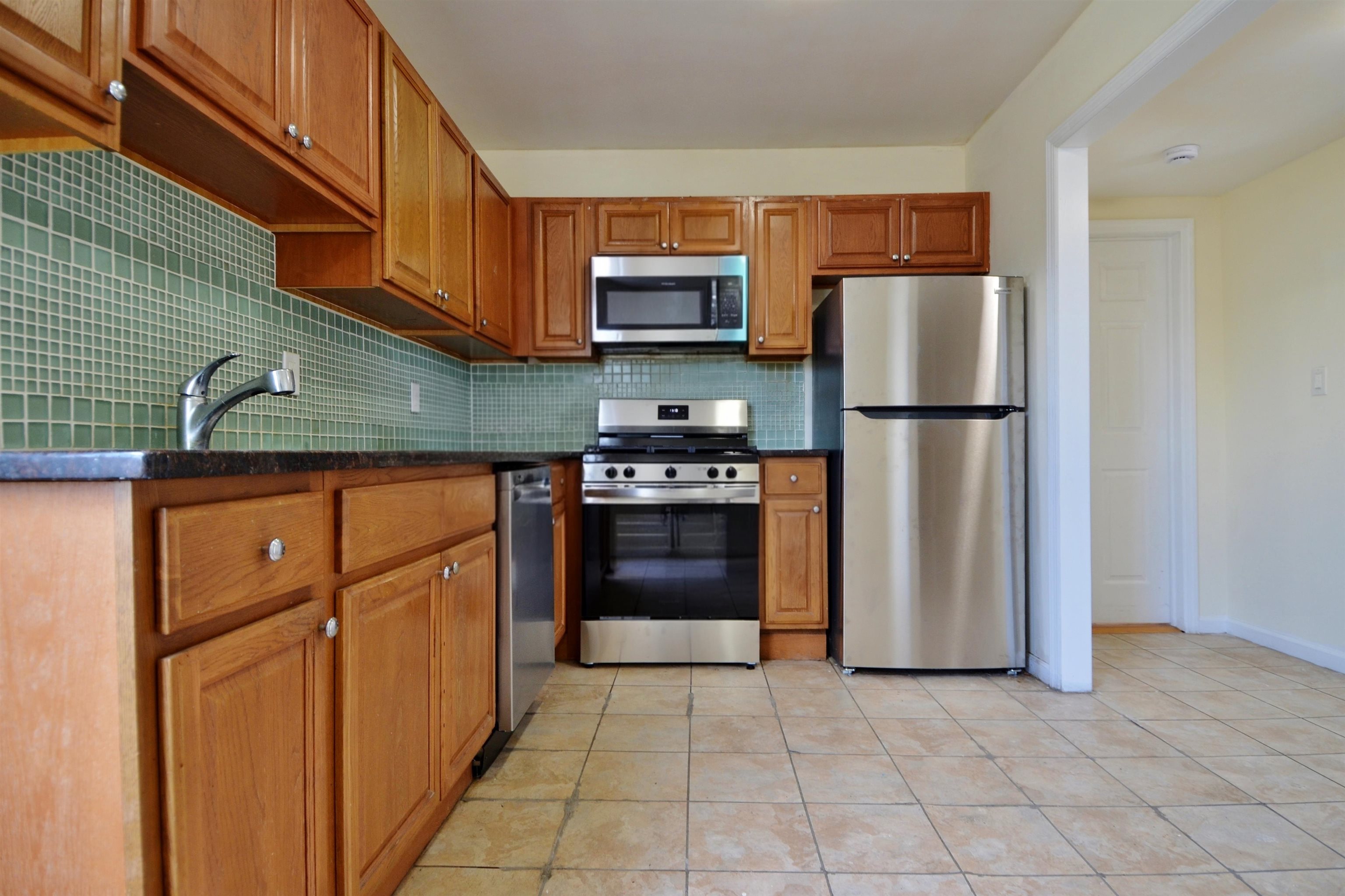 459 BROADWAY - Photo 4