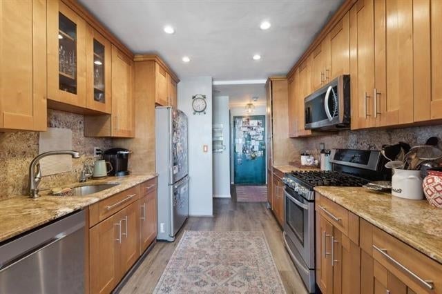 Search Homes 4 7100 BLVD EAST 12C