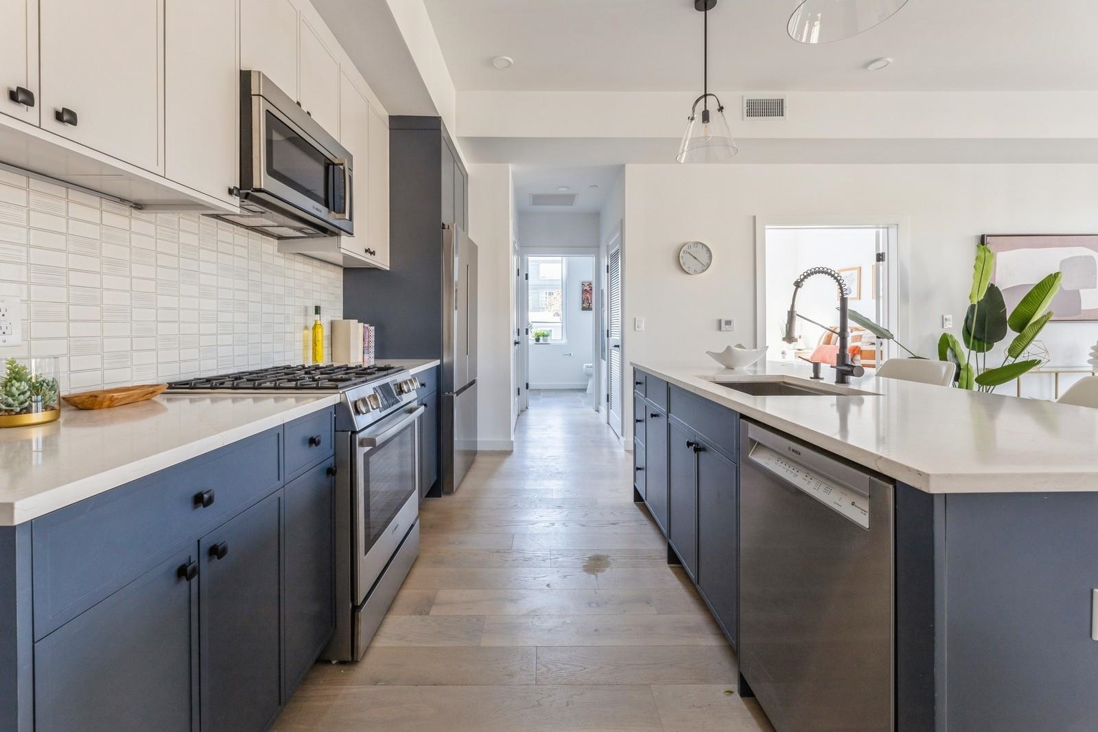 425 3rd St #401, Jersey City, New Jersey image 13