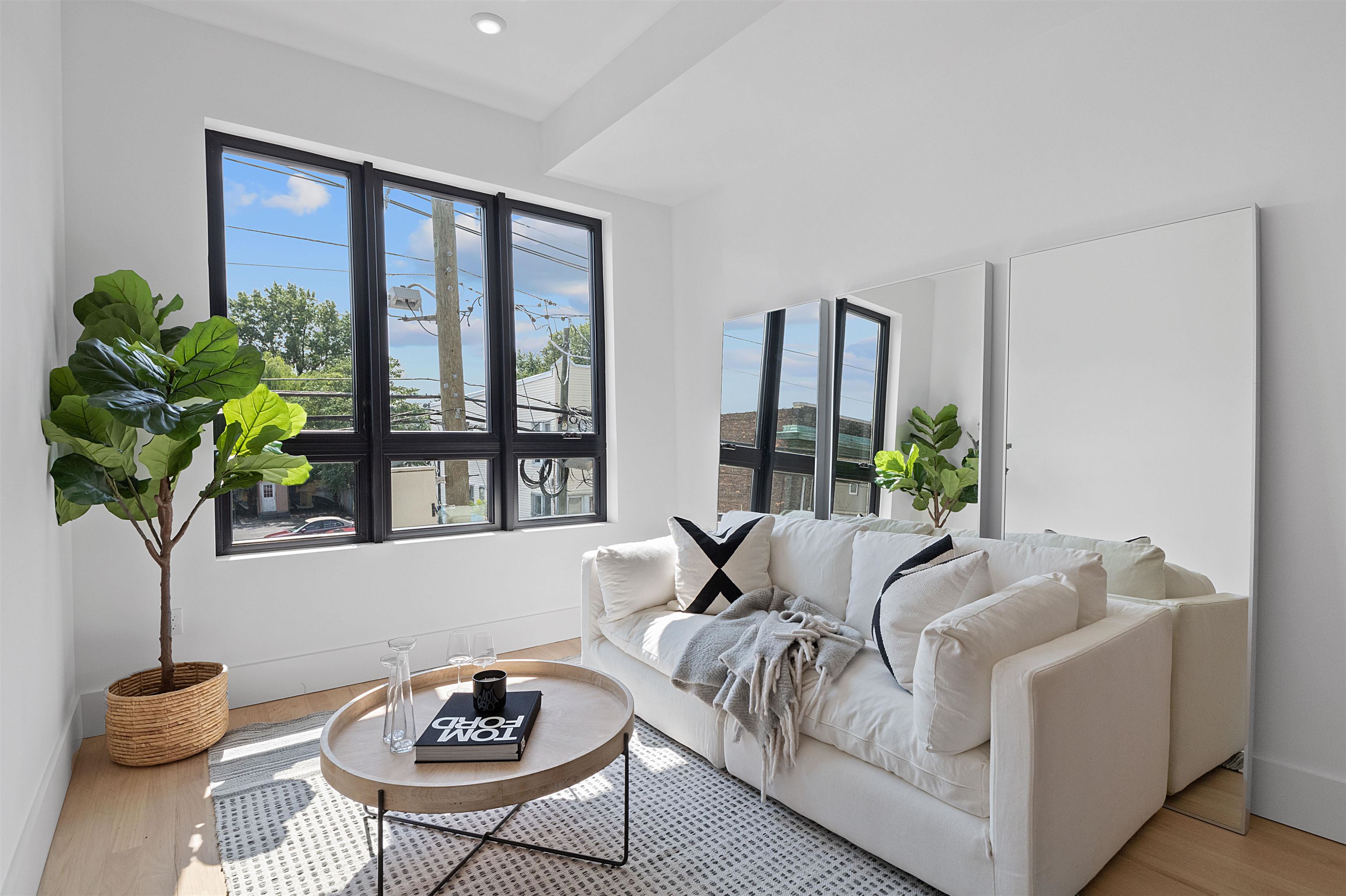 206 Fulton Ave #2A, Jersey City, New Jersey image 2