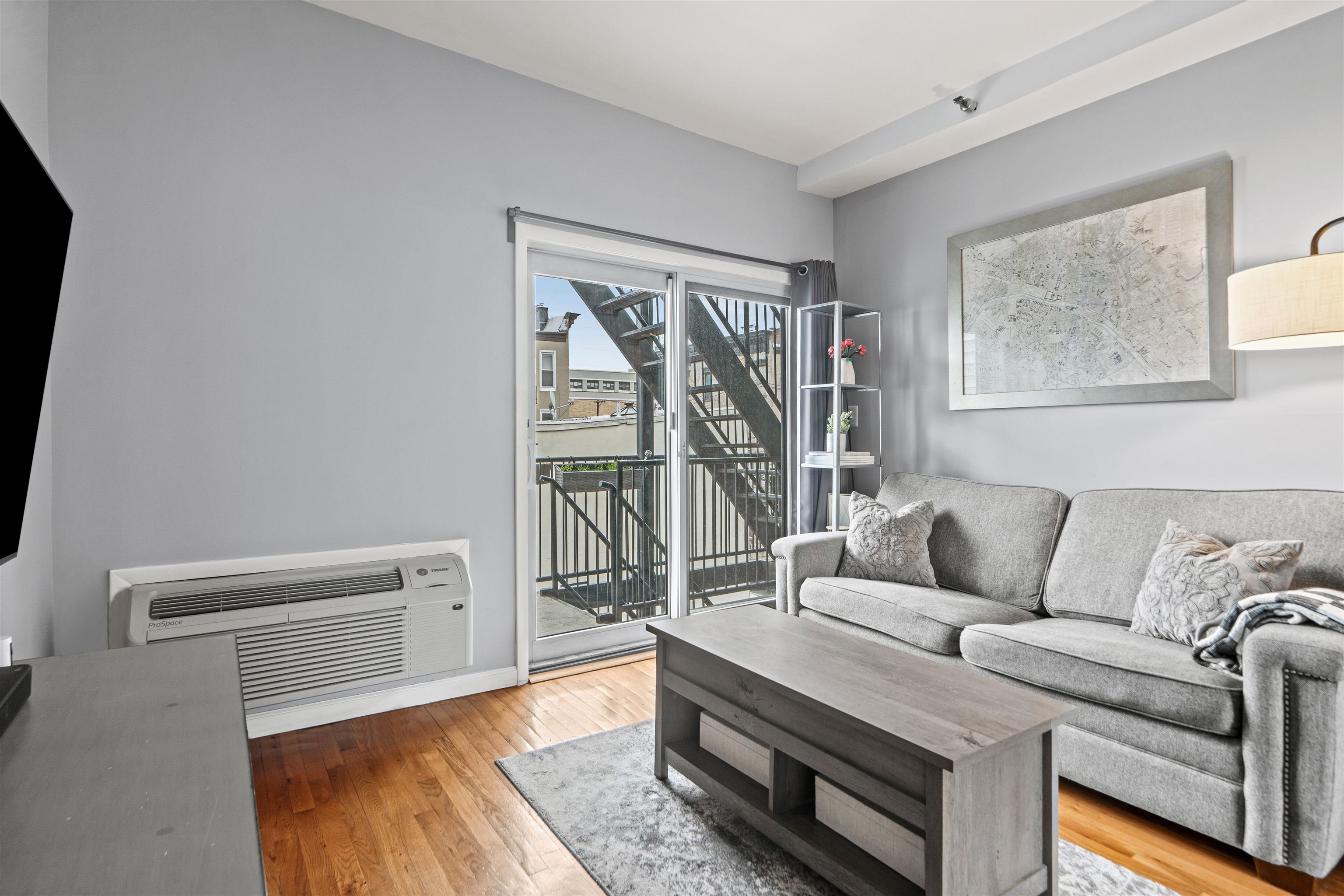 403 Monroe St #3L, Hoboken, New Jersey image 1