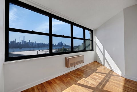 Condo For Rent - 7000 Blvd East #10C<br/> Guttenberg, NJ 07093