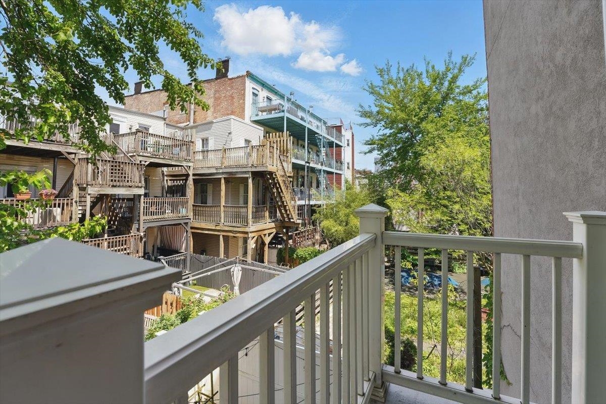 390 1st St #2, Jersey City, New Jersey image 22