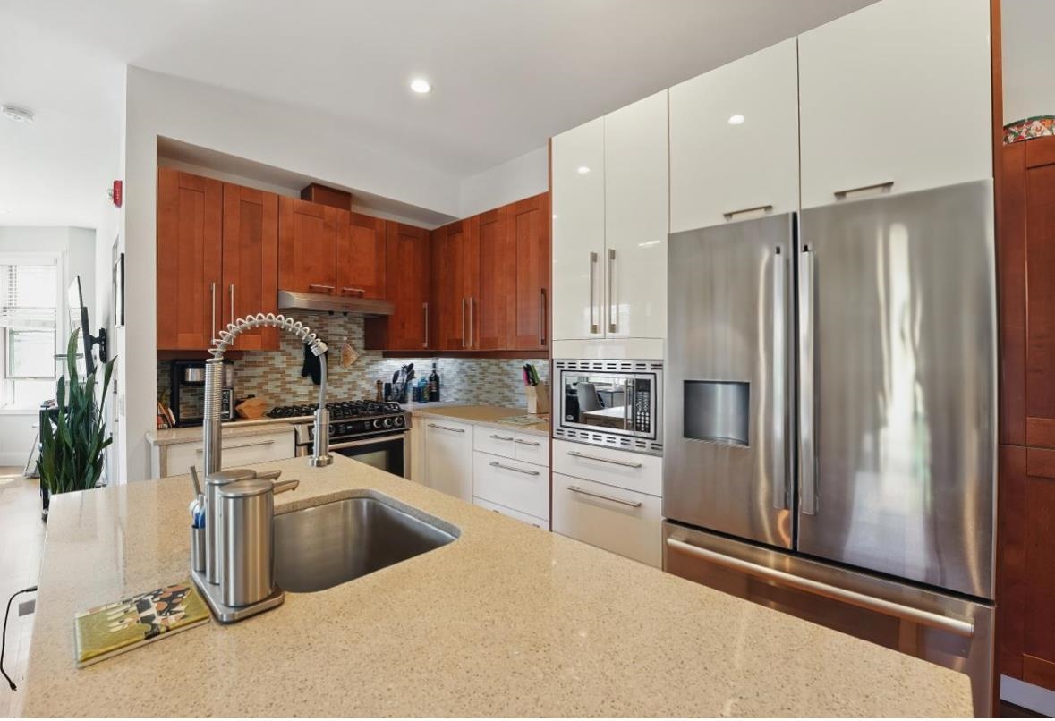 390 1st St #2, Jersey City, New Jersey image 5