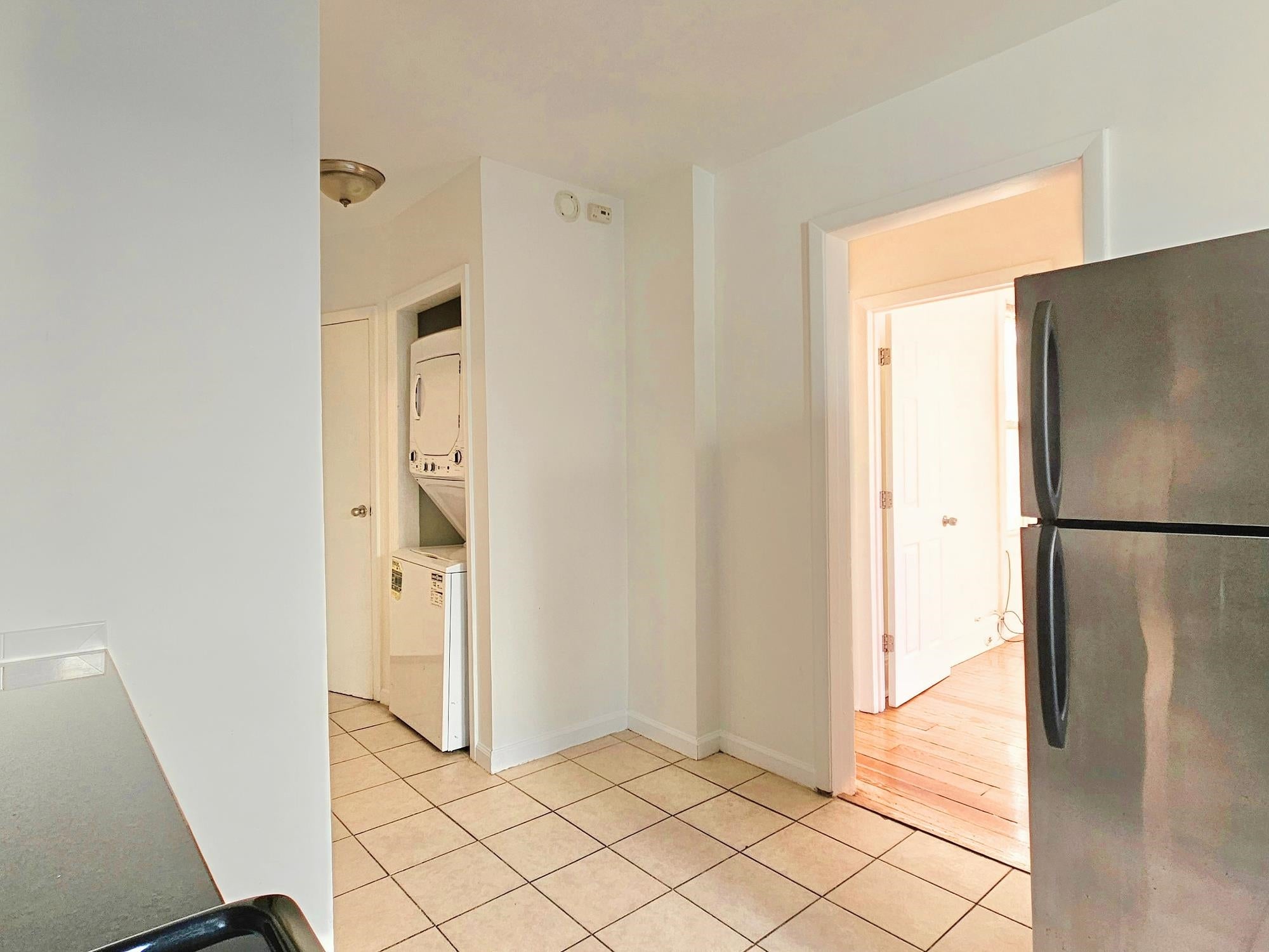 17 PIERCE AVE 2