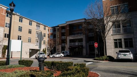 Condo For Sale - 7400 River Rd #225<br/> North Bergen, NJ 07047