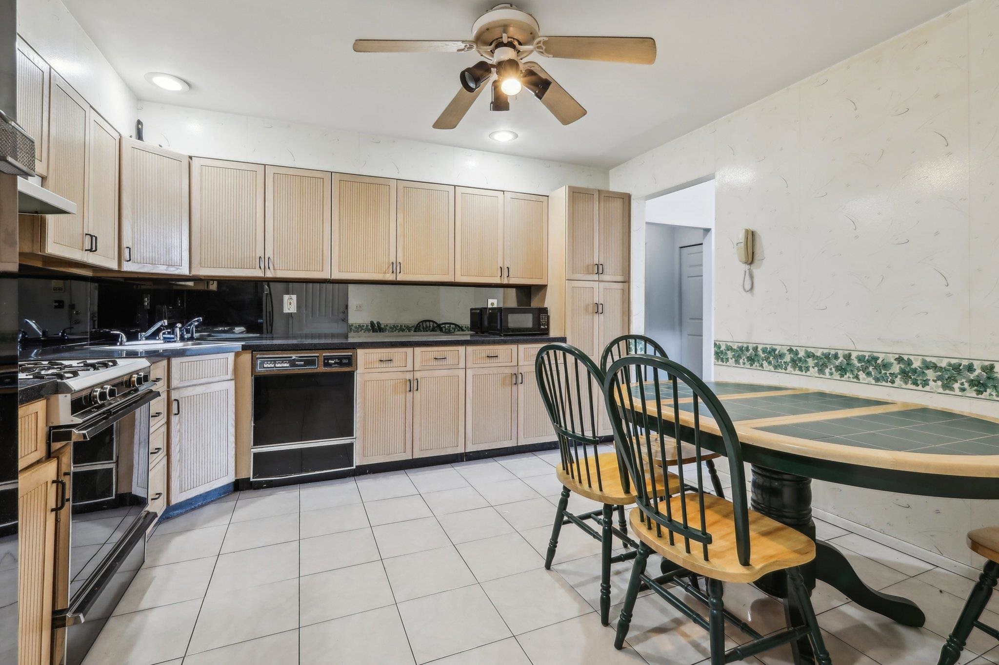40 West 13th St #7, Bayonne, New Jersey image 5