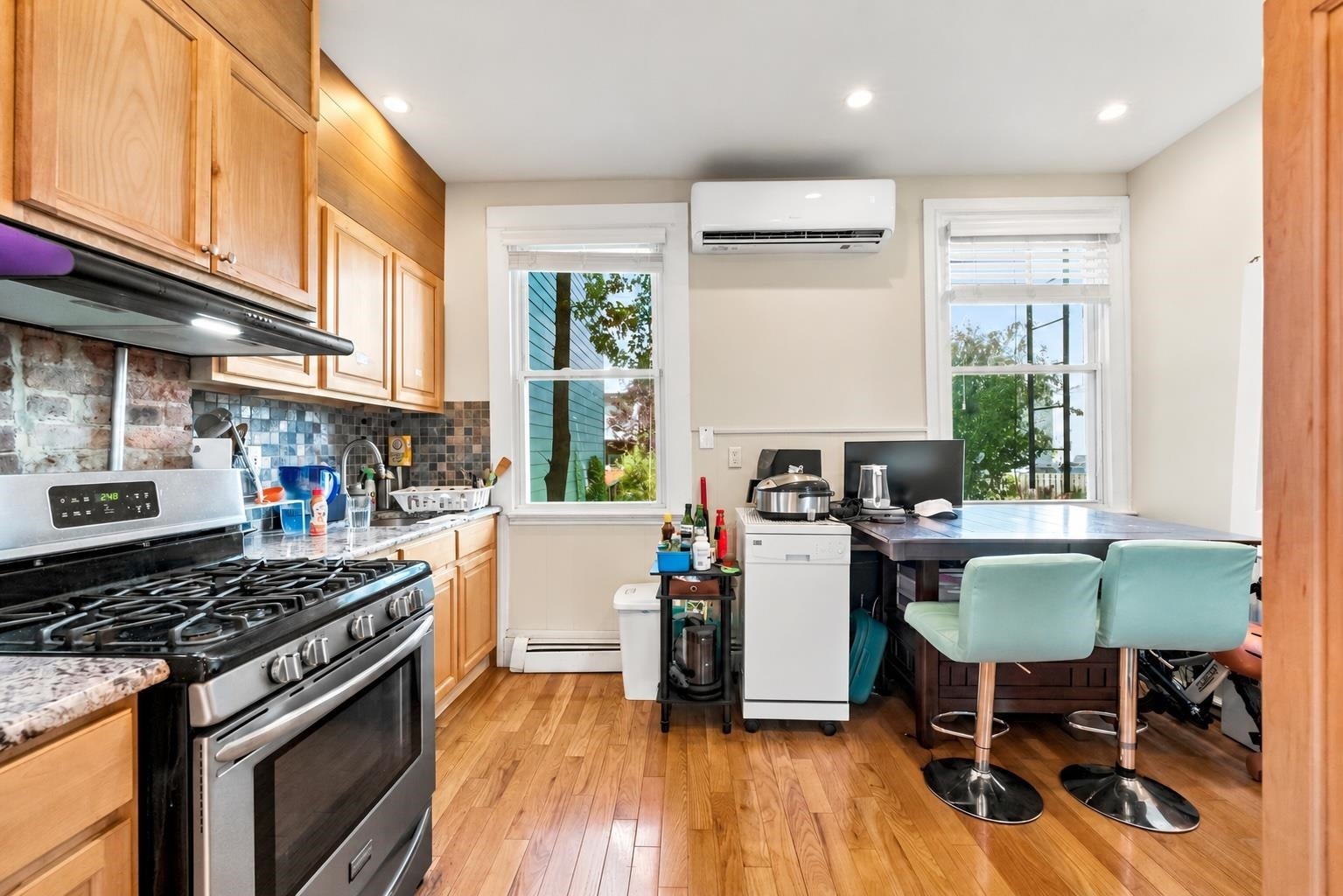 334 PAVONIA AVE 1
