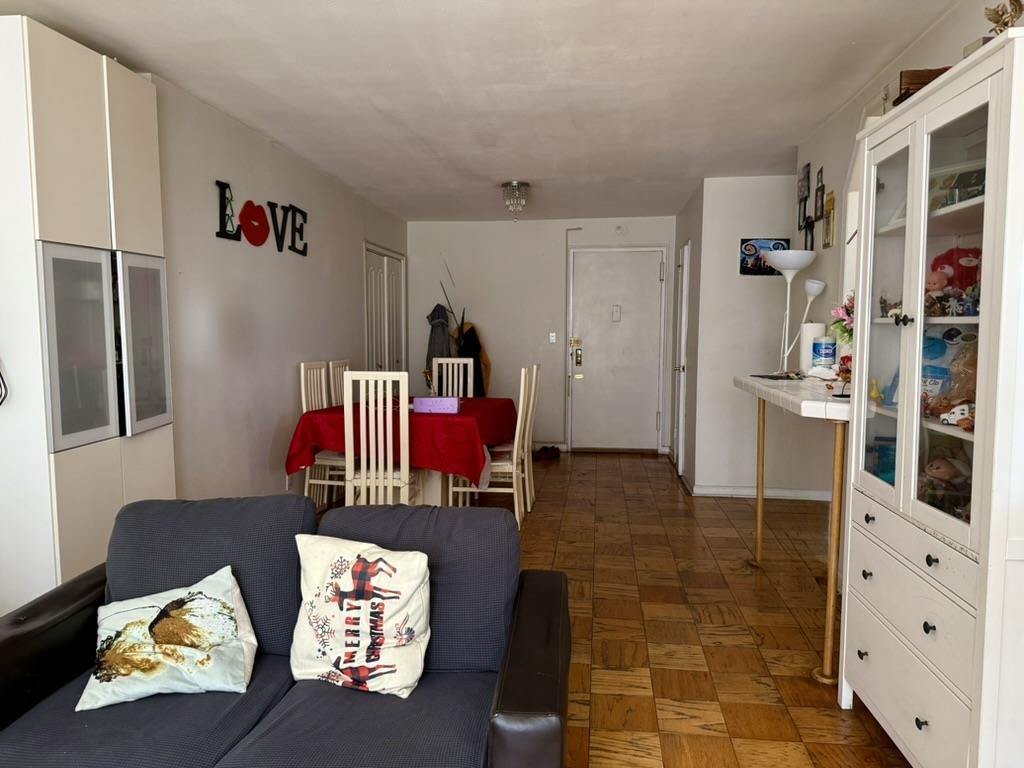 225 St Pauls Ave #10H, Jersey City, New Jersey image 2