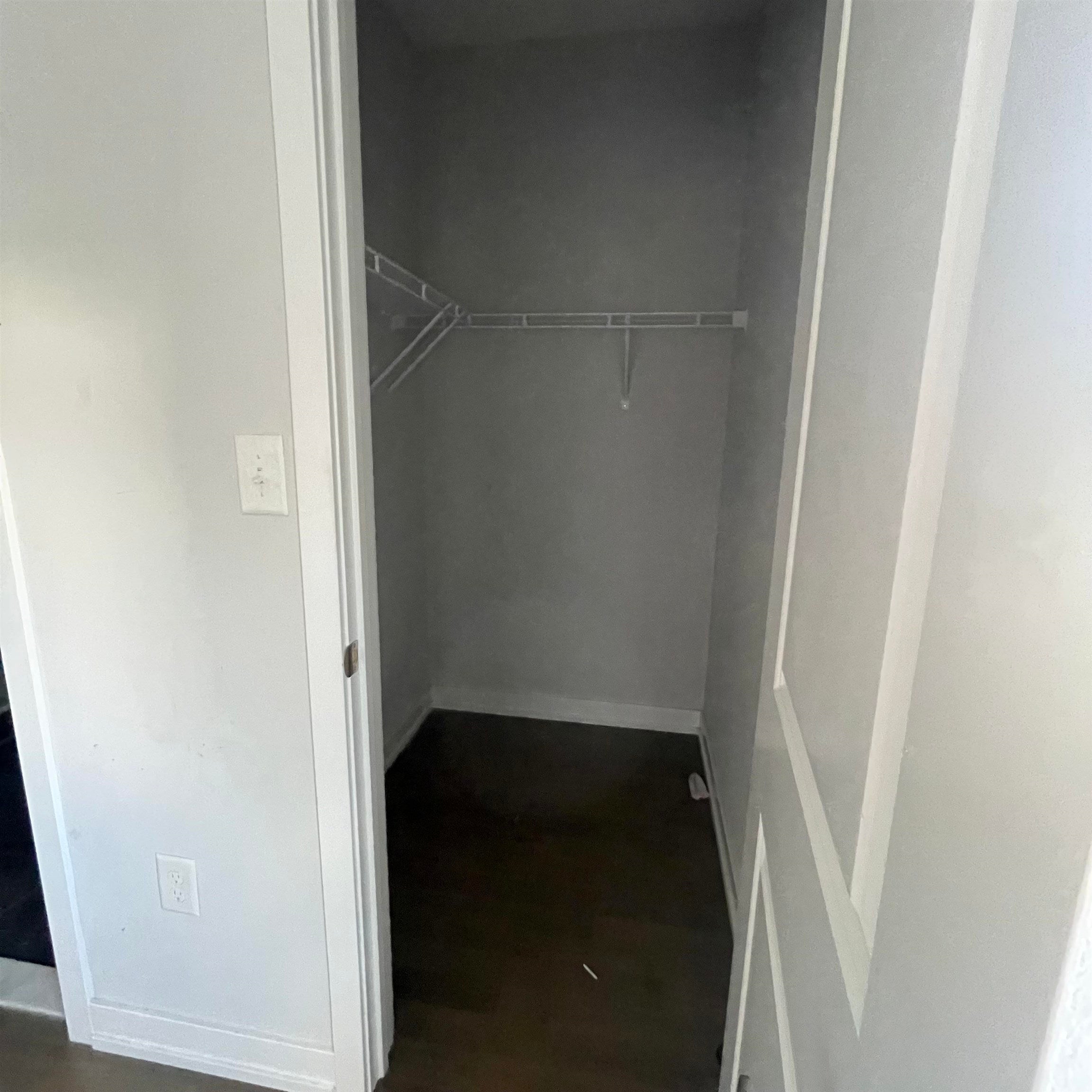 531 FRANKLIN ST - Photo 2