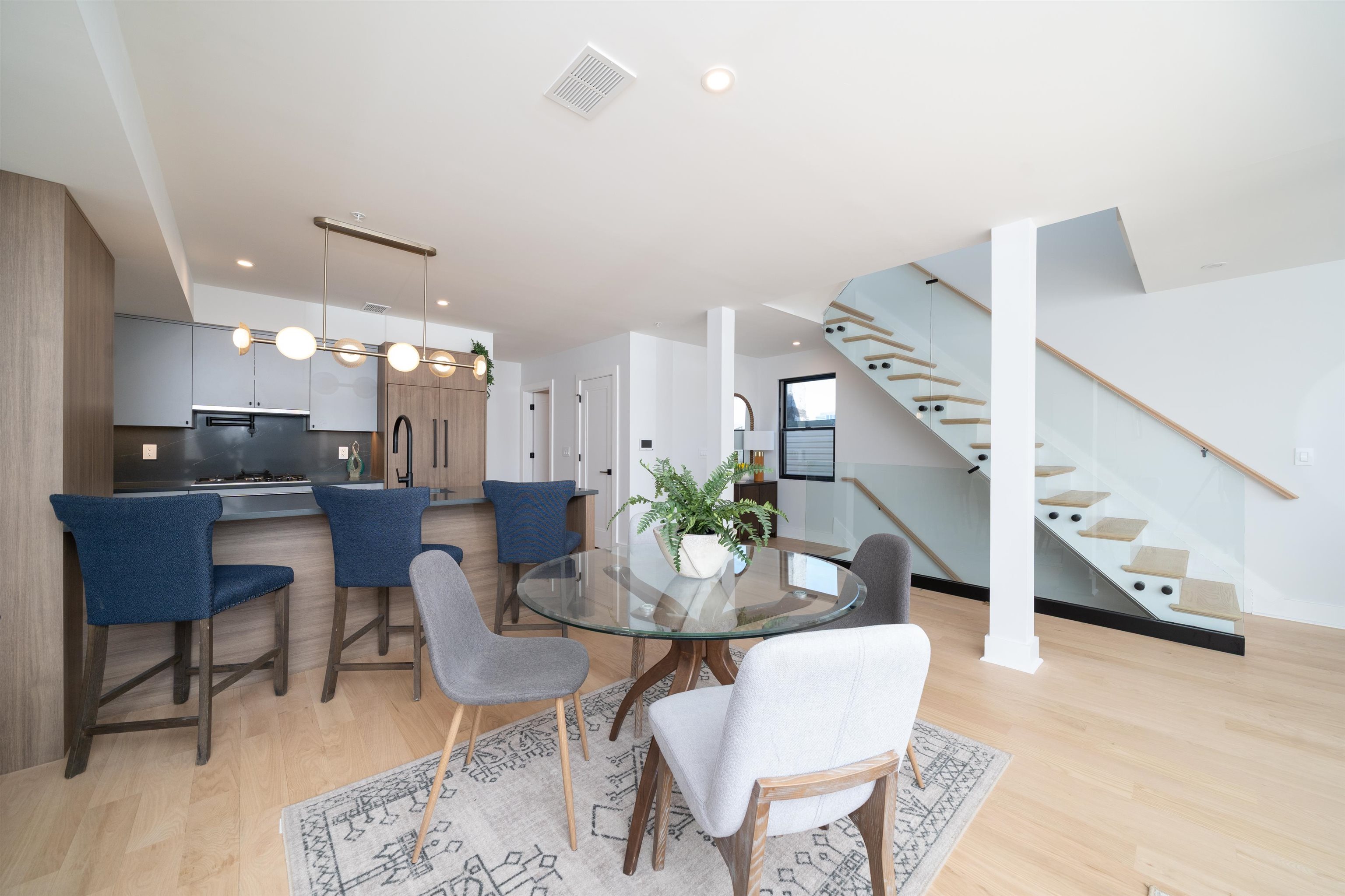 310 3rd St #4, Jersey City, New Jersey image 2