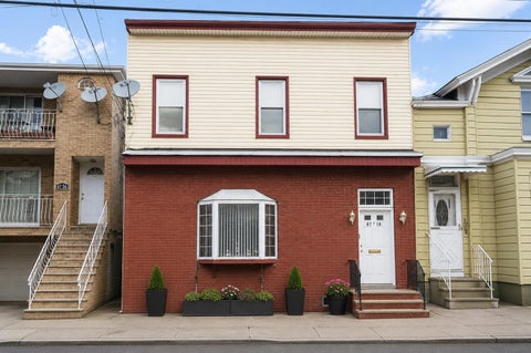 Multifamily For Sale - 134 70th St<br/> Hudson County, Guttenberg, NJ 07093