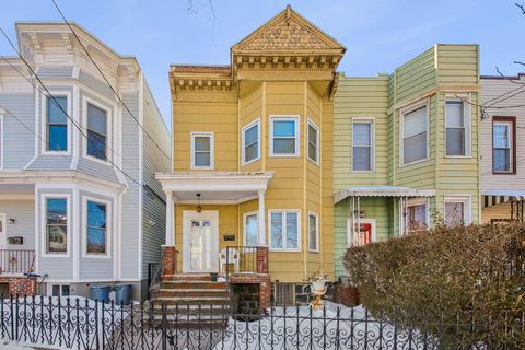 95 BOORAEM AVE Jersey City NJ 07306