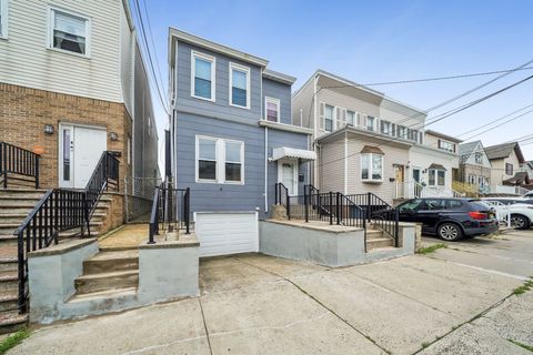 Multifamily For Sale - 32 East 46th St<br/> Bayonne, NJ 07002