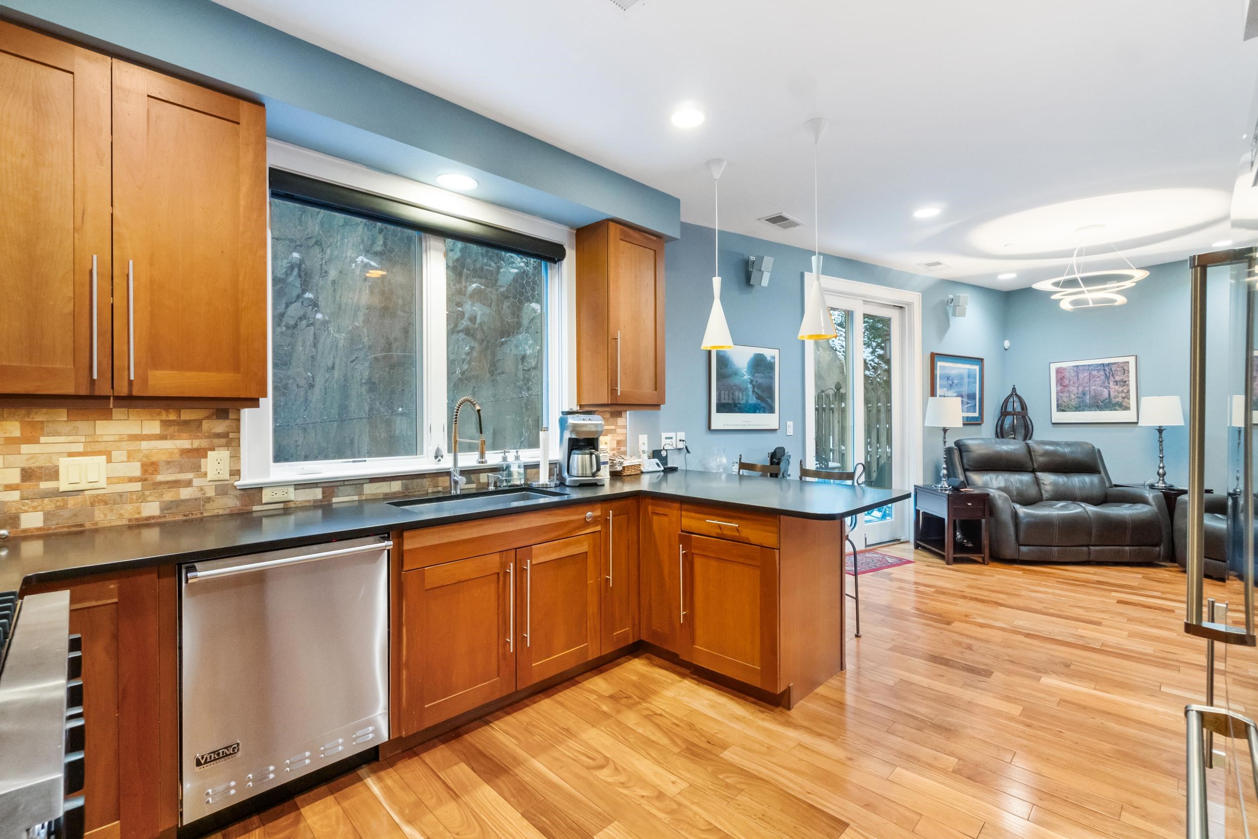 8709 Churchill Rd, North Bergen, New Jersey image 13
