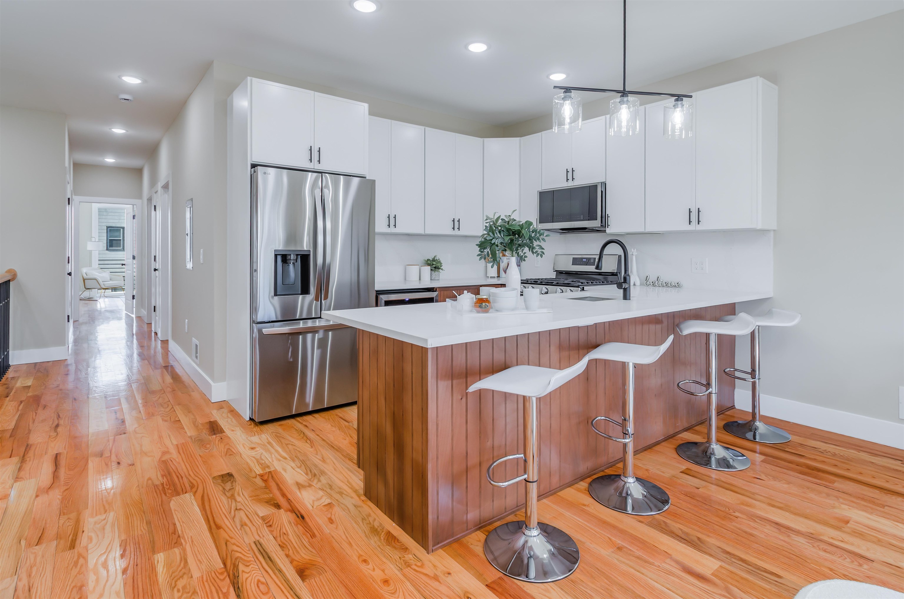 275 Pearsall Ave #1, Jersey City, New Jersey image 3