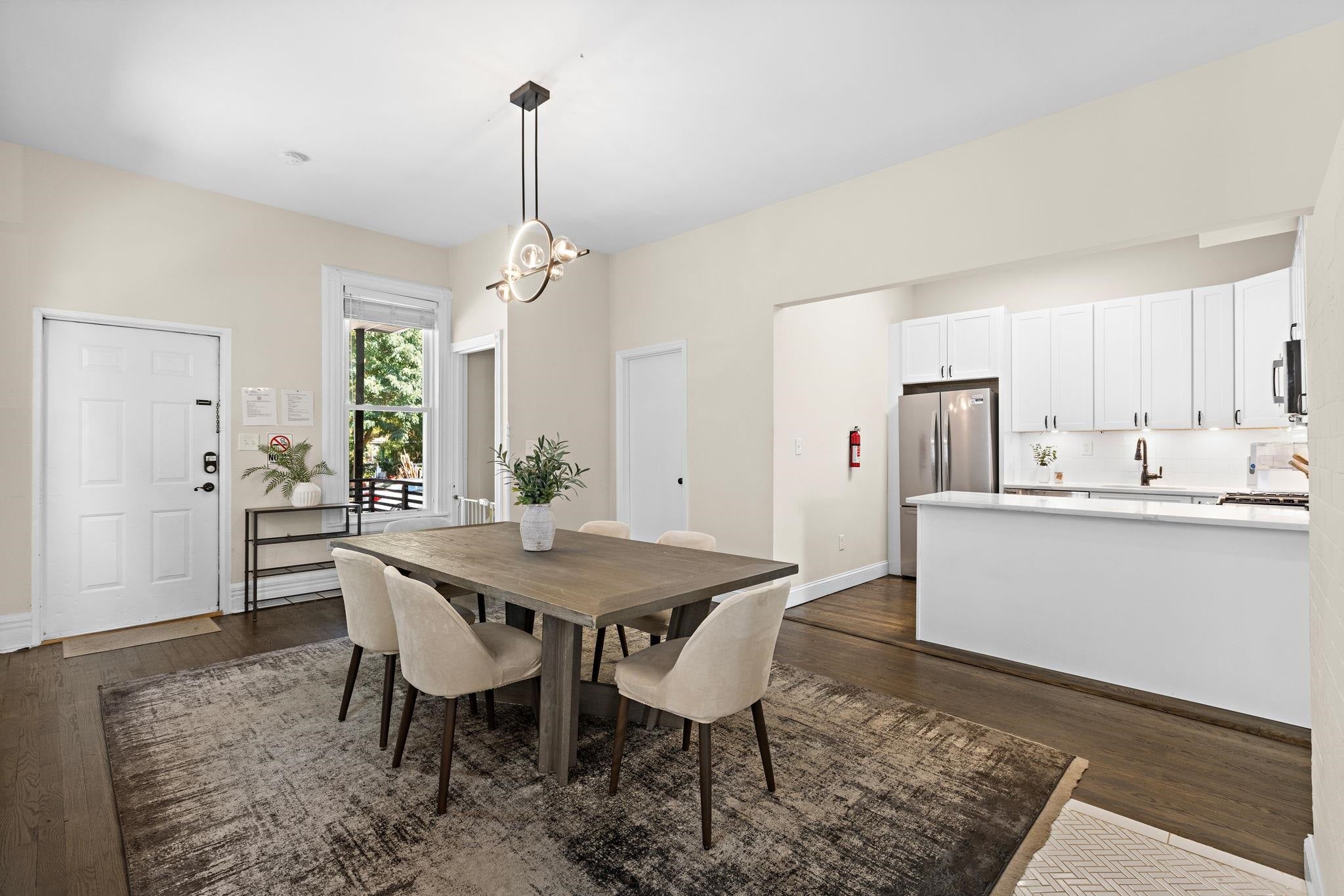 Search Homes 3 486 BRAMHALL AVE