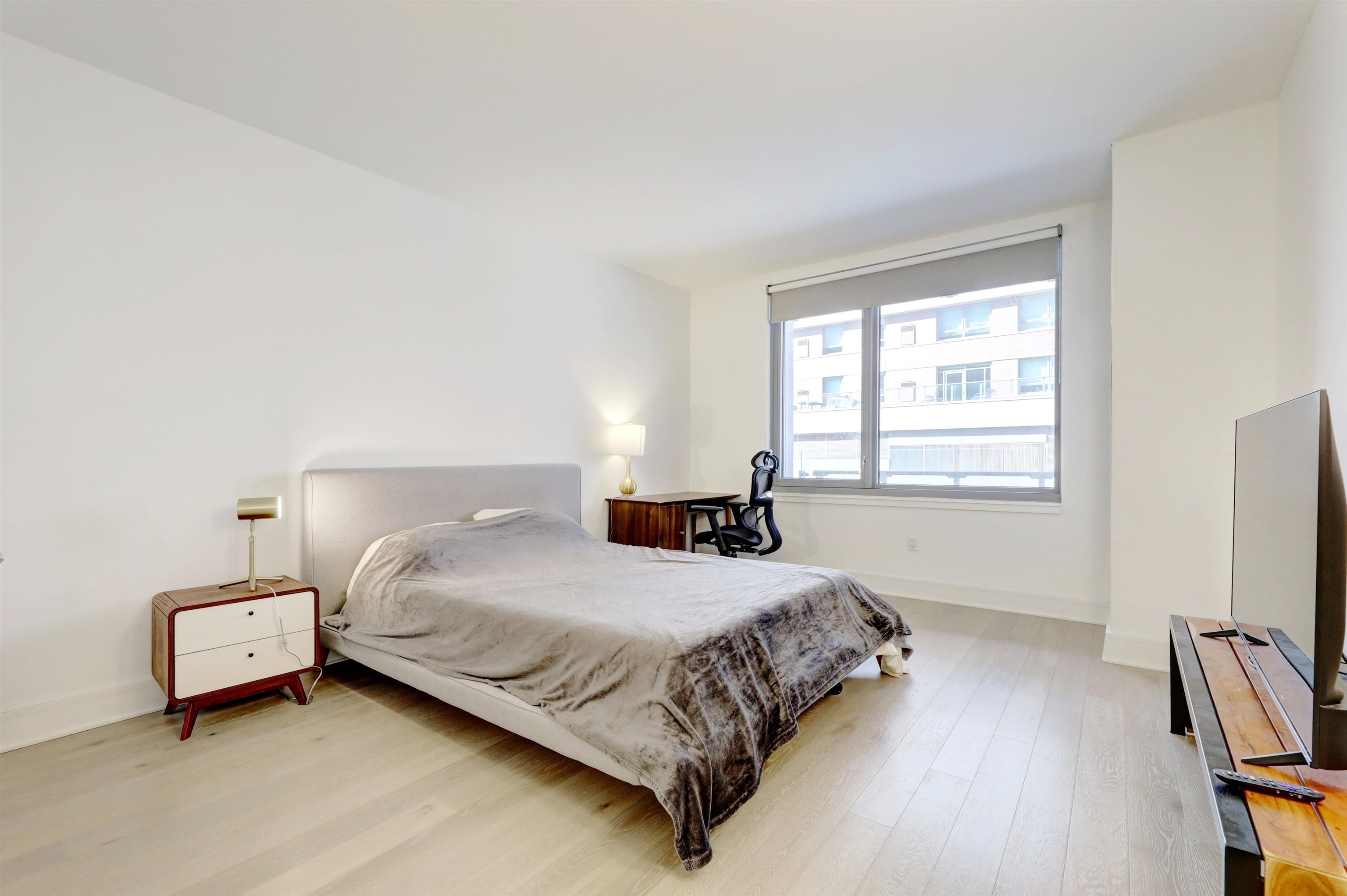 9 Avenue At Port Imperial #321, West New York, New Jersey image 25