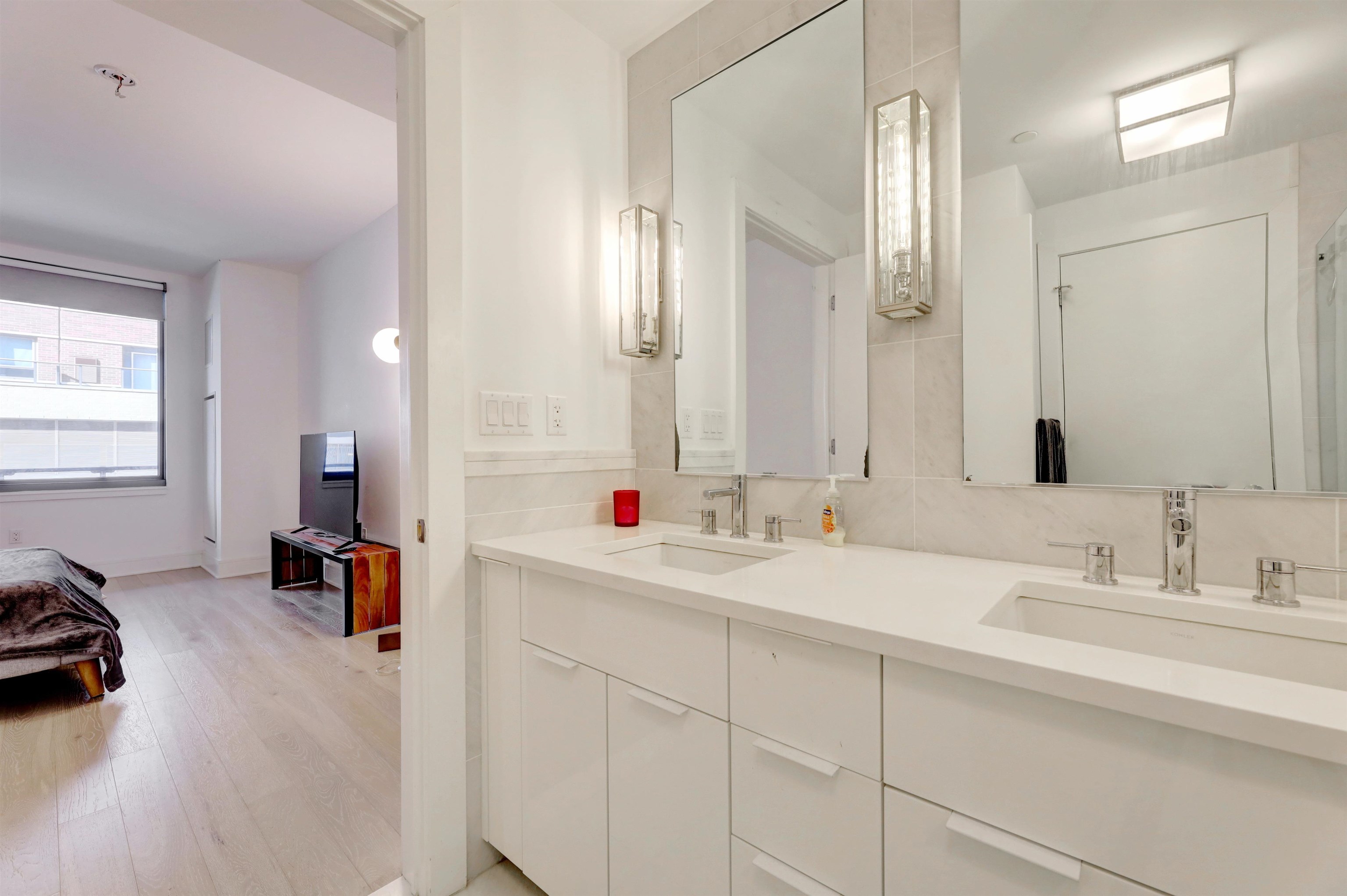 9 Avenue At Port Imperial #321, West New York, New Jersey image 30