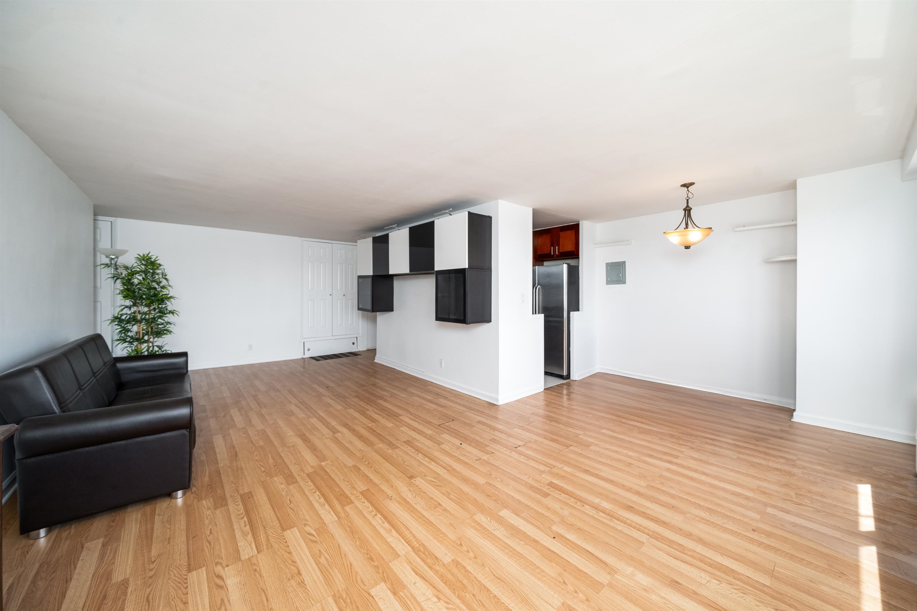 500 Central Ave #520, Union City, New Jersey image 6