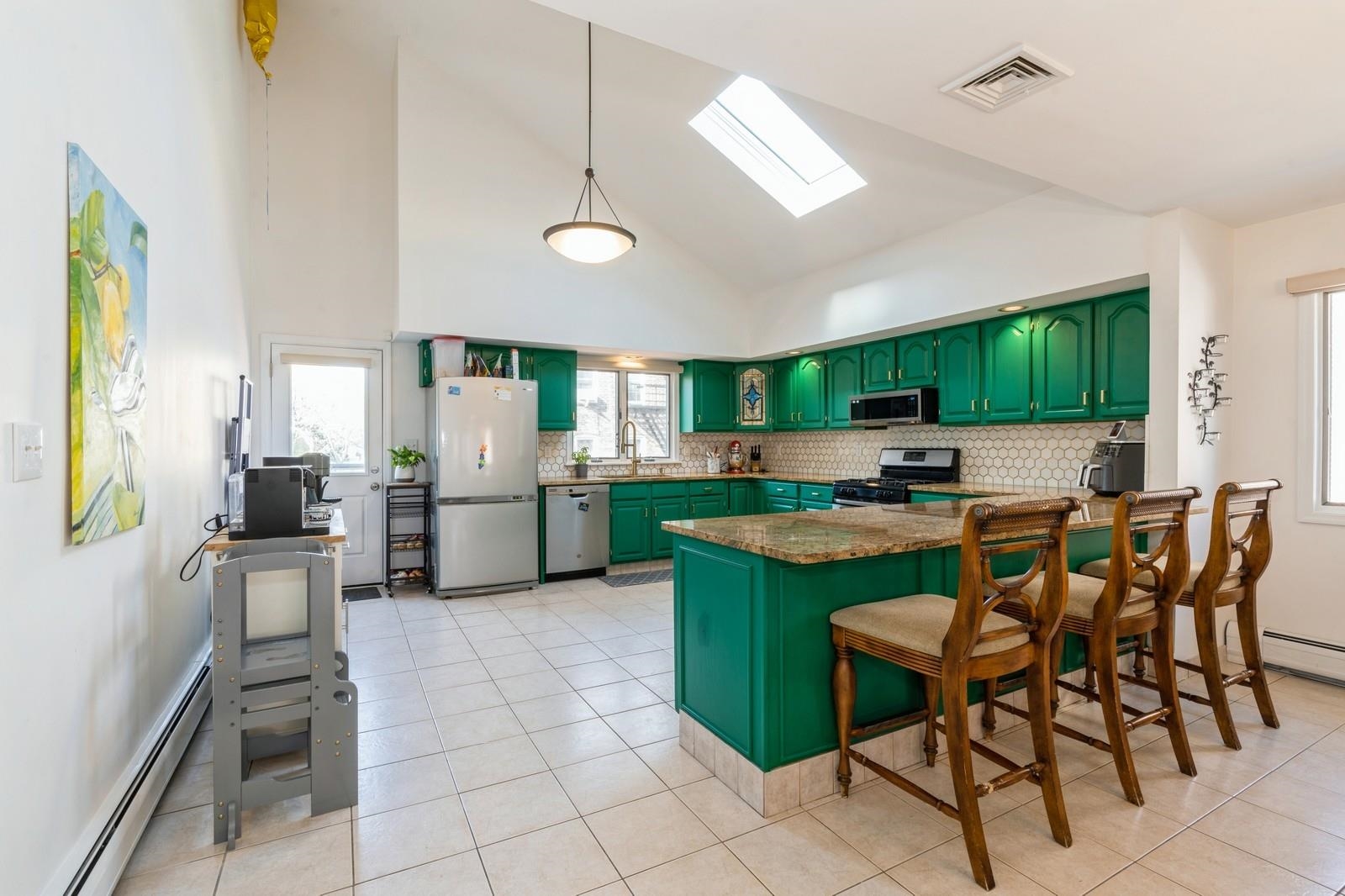 13 75th St, North Bergen, New Jersey image 7
