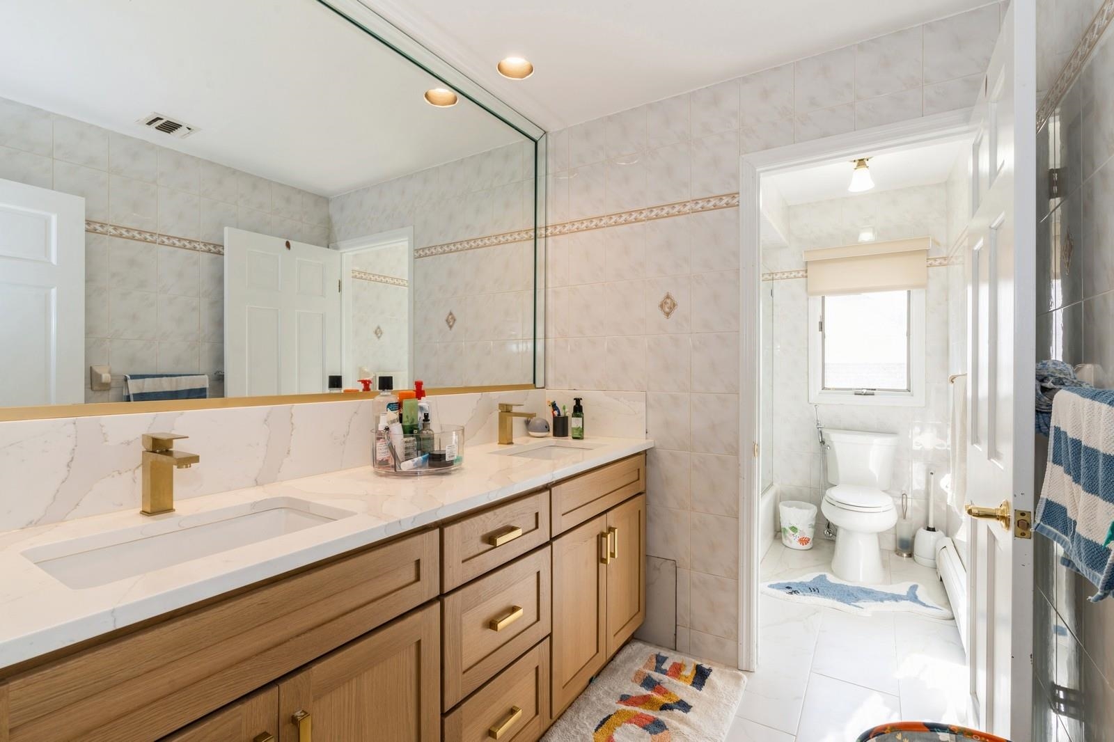 13 75th St, North Bergen, New Jersey image 12