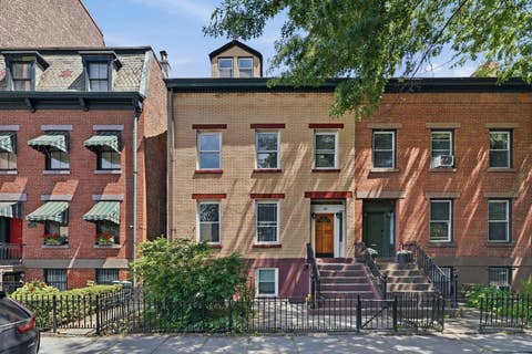 Homes For Sale - 60 Mercer St<br/> Jersey City, NJ 07302