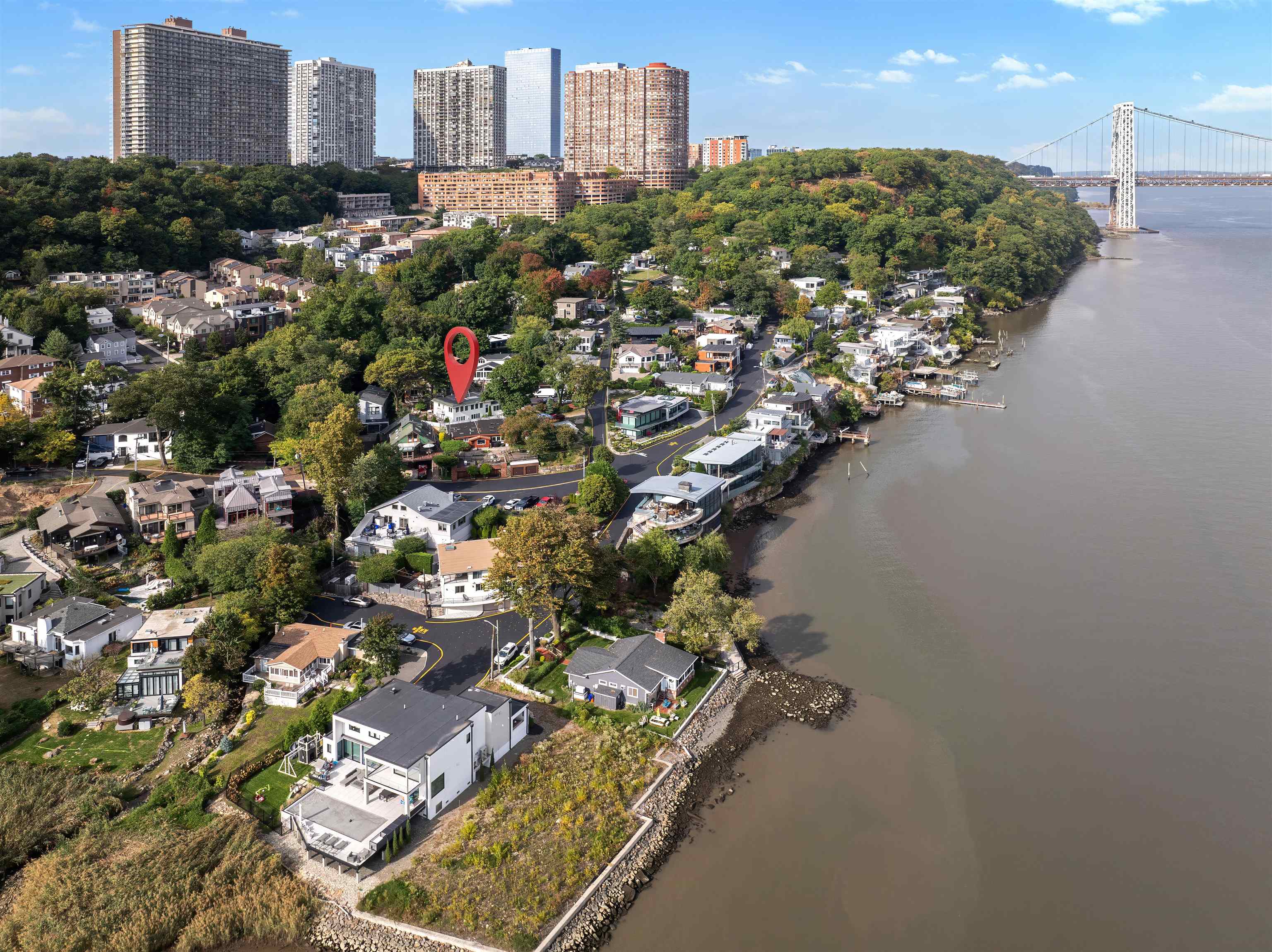 4 Colony Rd, Edgewater, New Jersey image 2