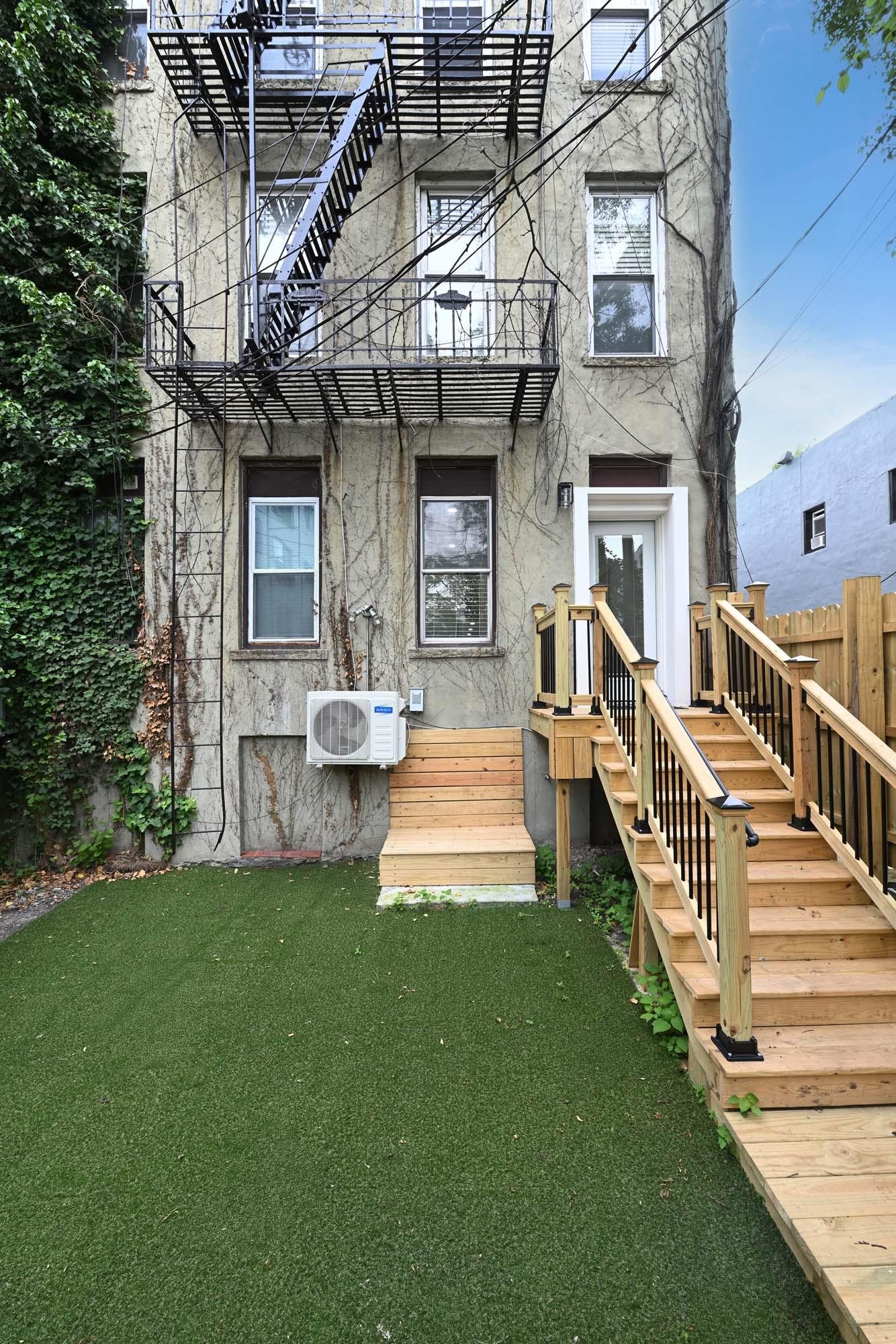 606 1st St #1, Hoboken, New Jersey image 16