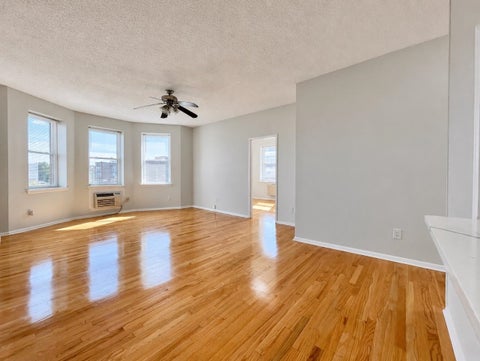 Condo For Sale - 43 Van Wagenen Ave #3B<br/> Hudson County, Jersey City, NJ 07306