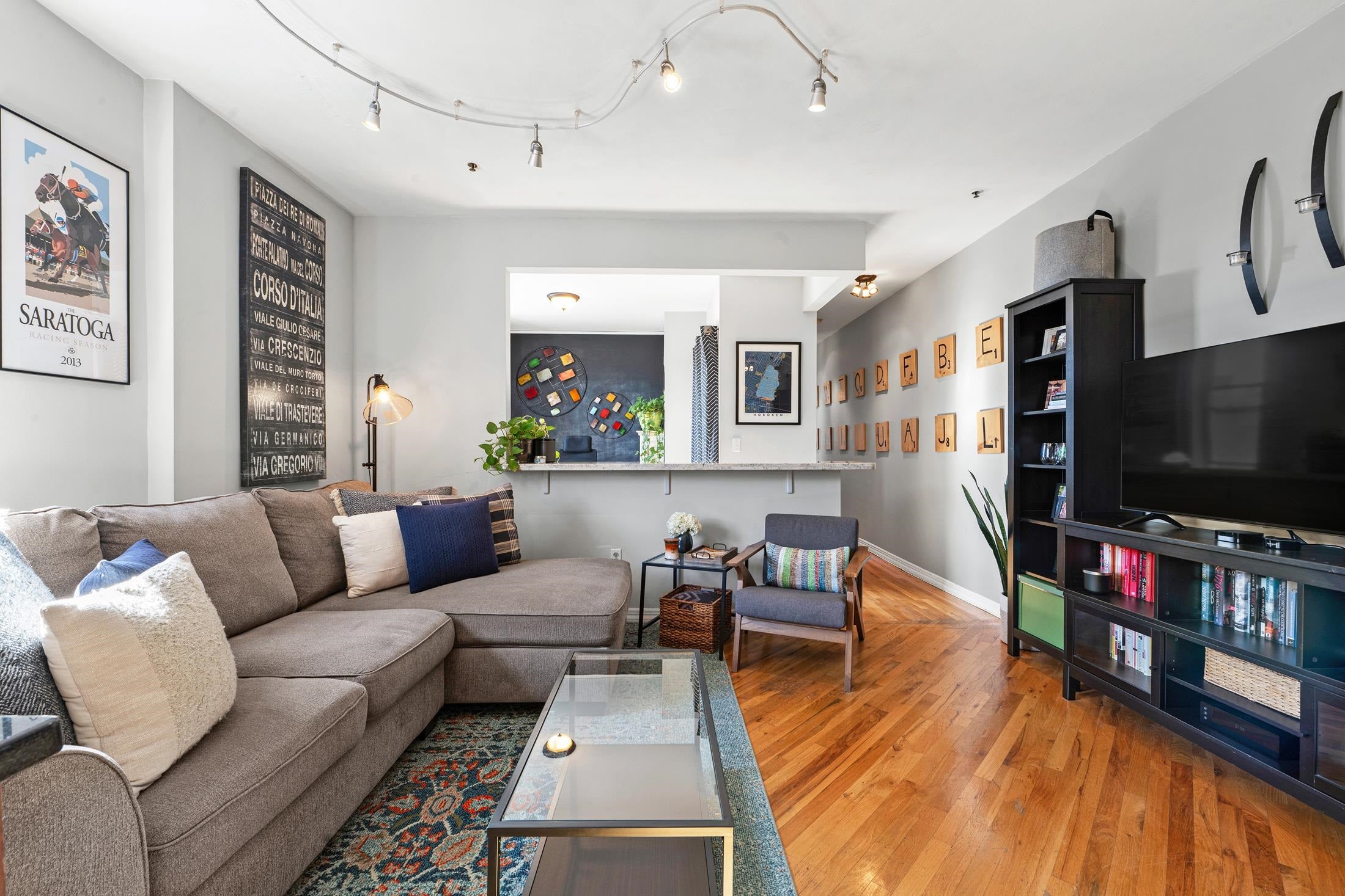601 MONROE ST 5A