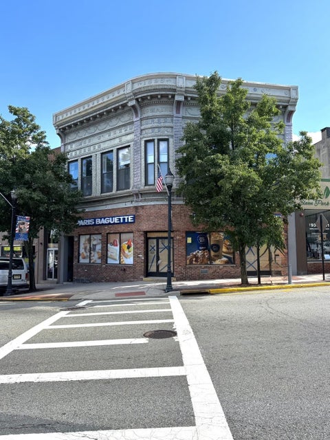 Apartment For Rent - 9 Park Ave #2B<br/> Bergen County, Rutherford, NJ 07070