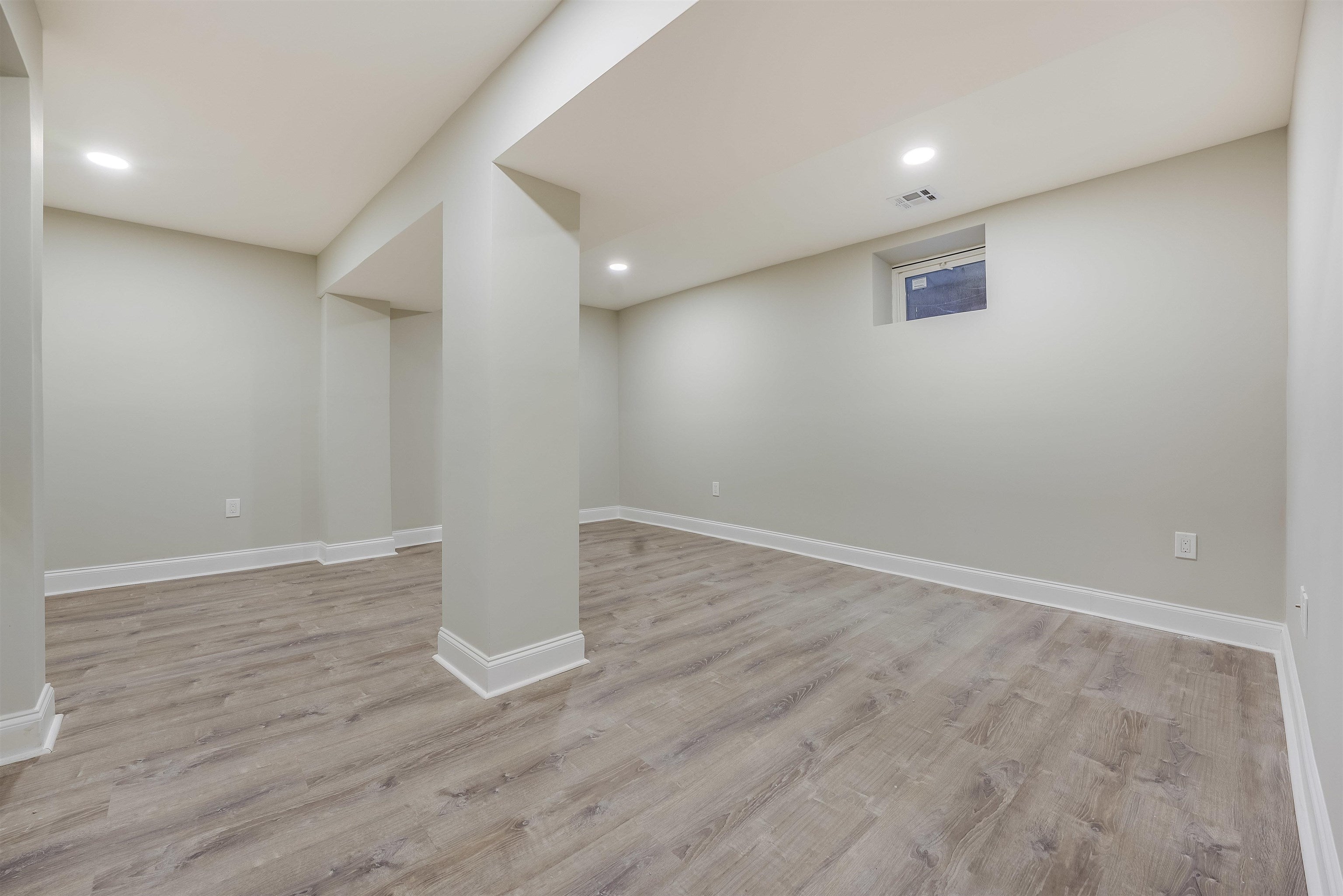 172 MALLORY AVE