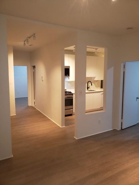 Homes For Rent - 135 Van Wagenen Ave #4B<br/> Jersey City, NJ 07306