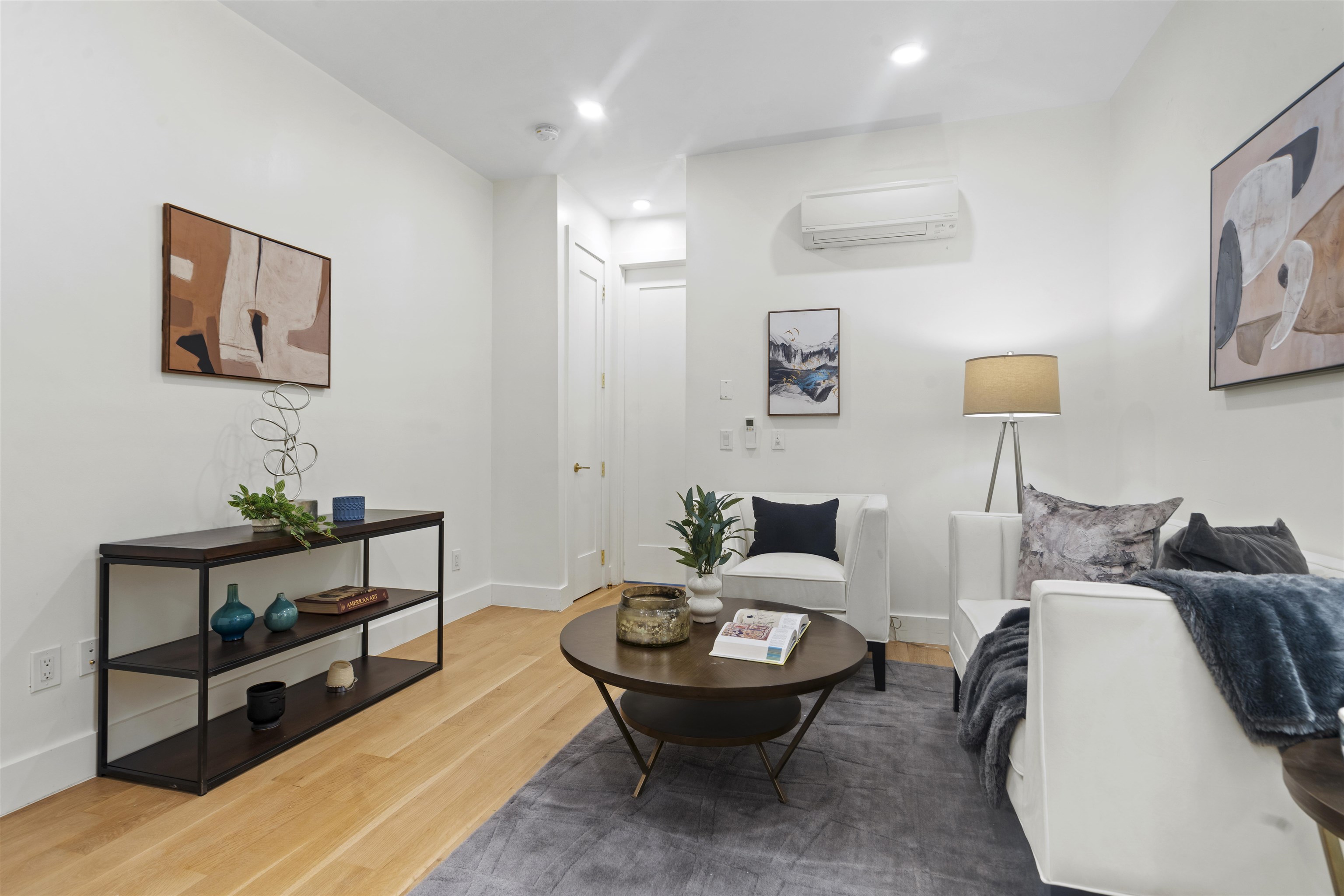 50 Grace St #2R, Jersey City, New Jersey image 1